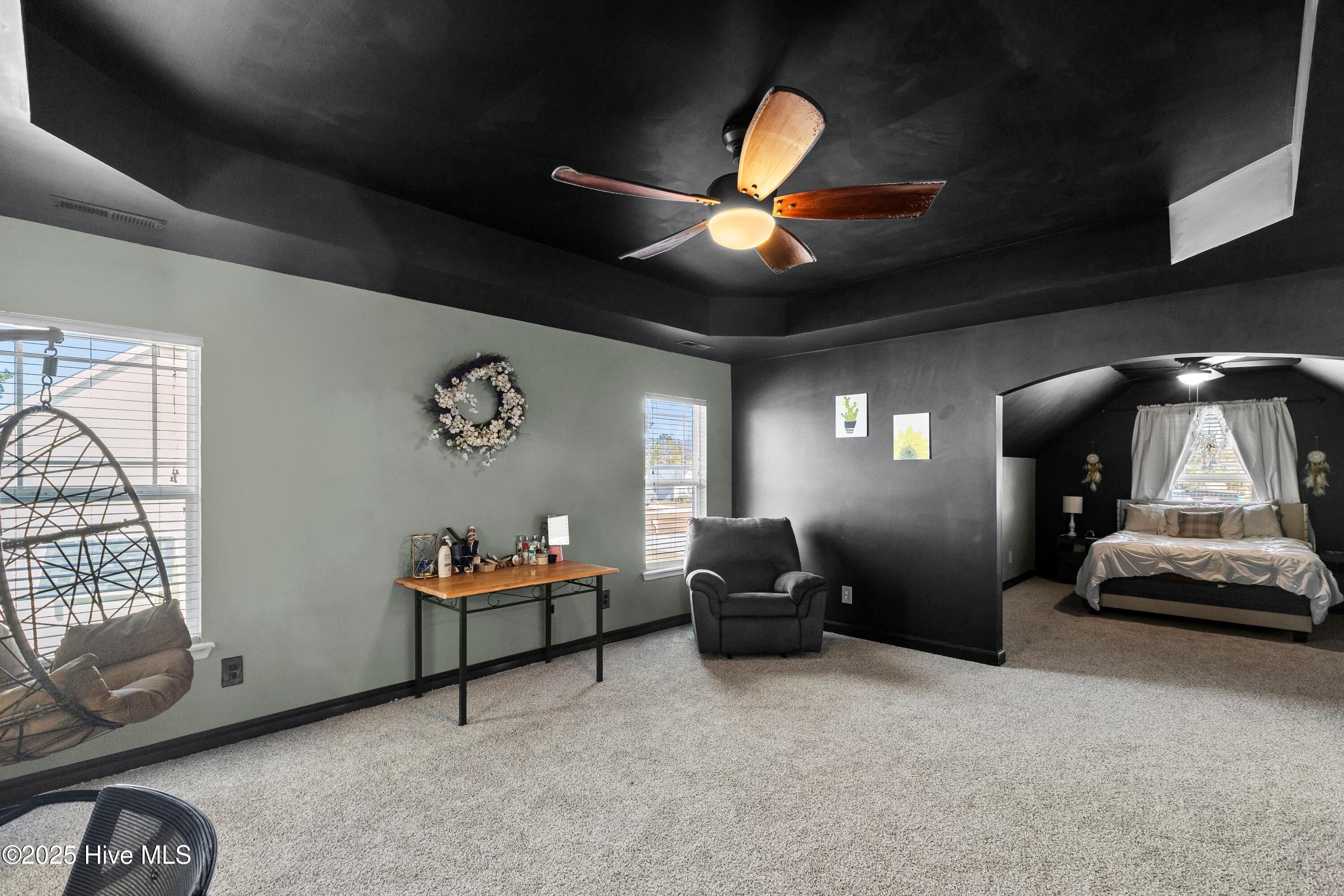 100545140 | Photo 19