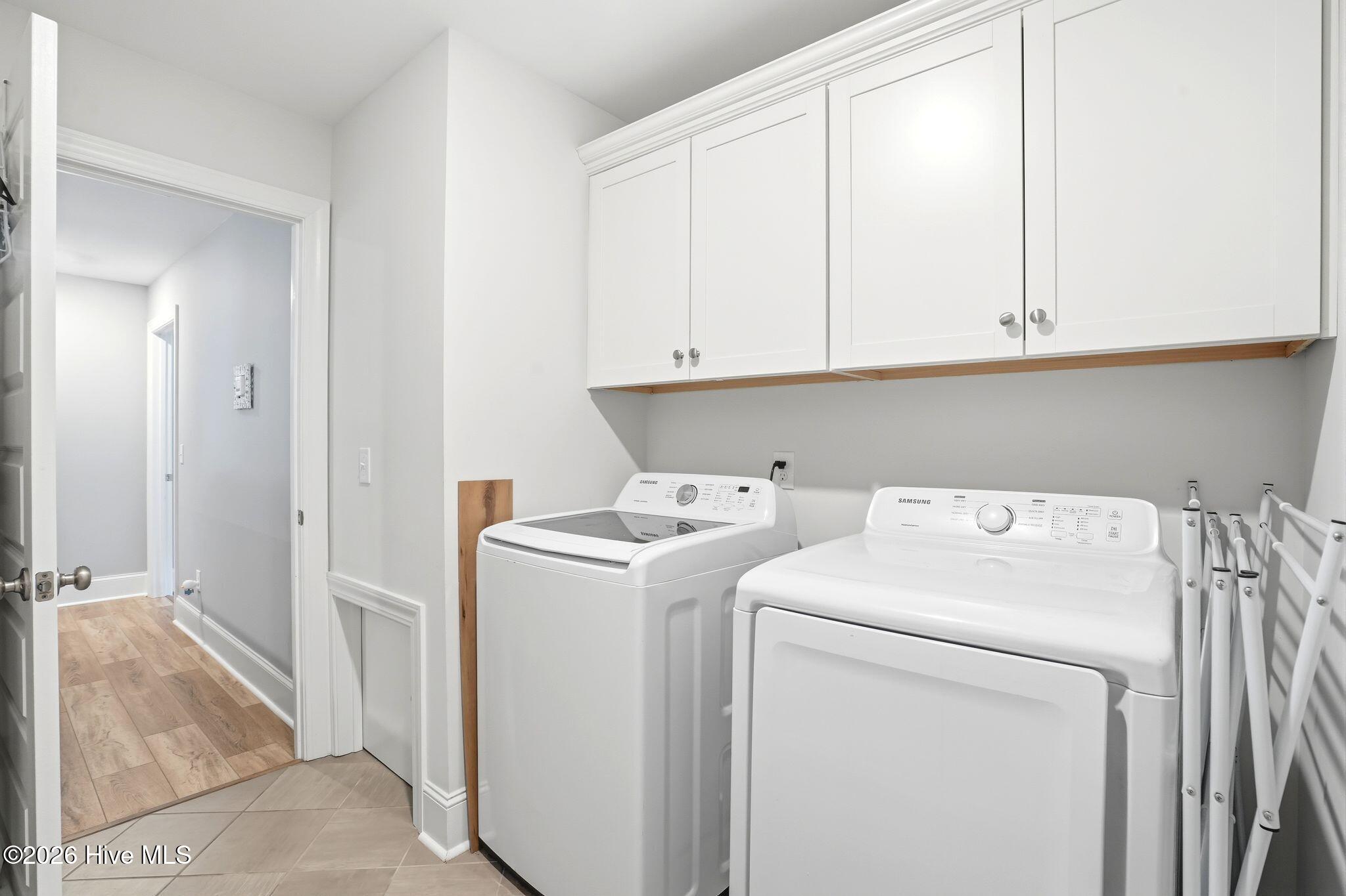 100563287 | Photo 81