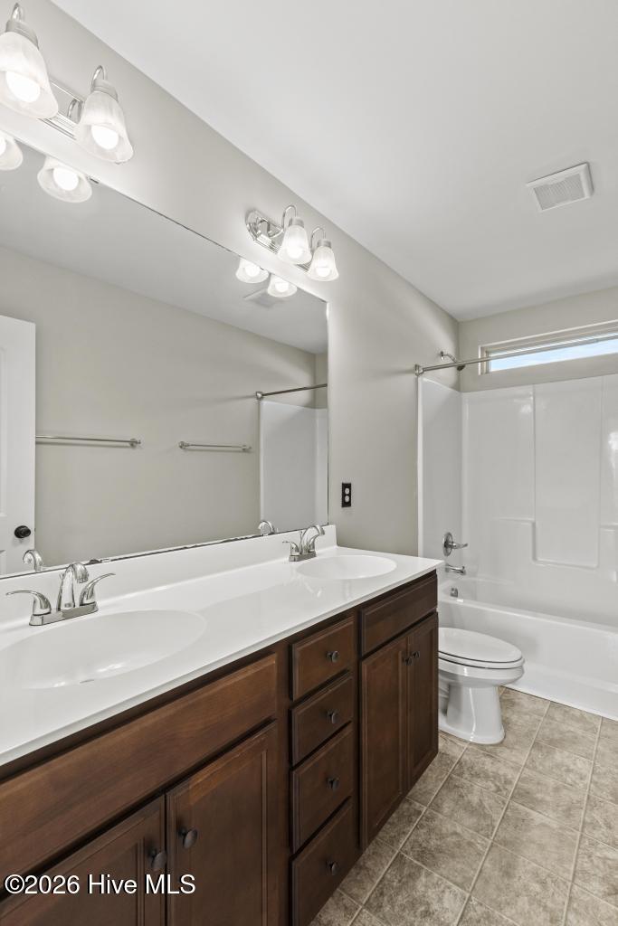 100566297 | Photo 17