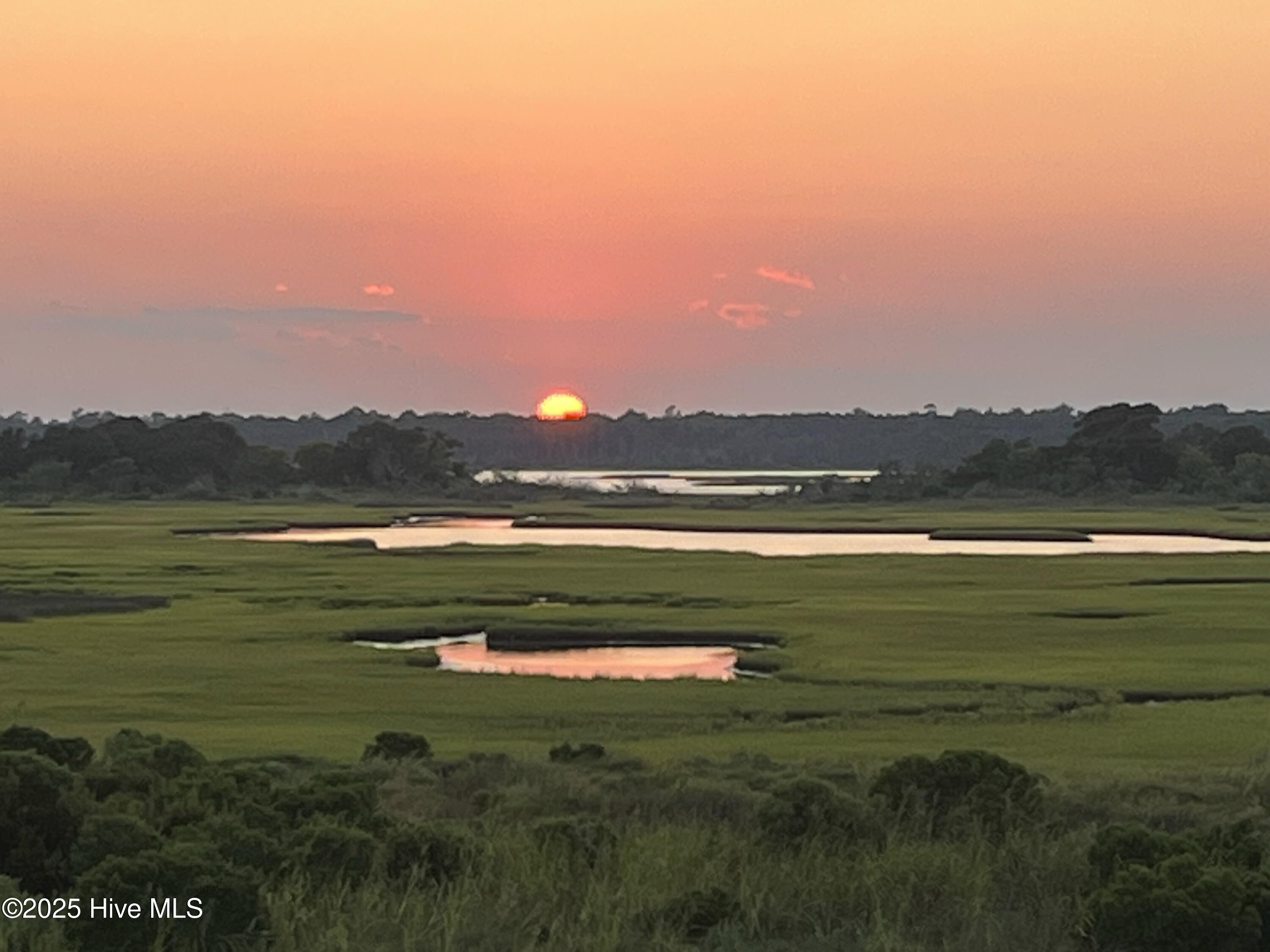 100540688 | Photo 72