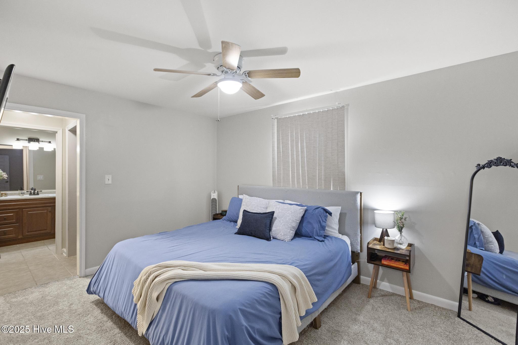 100546254 | Photo 25