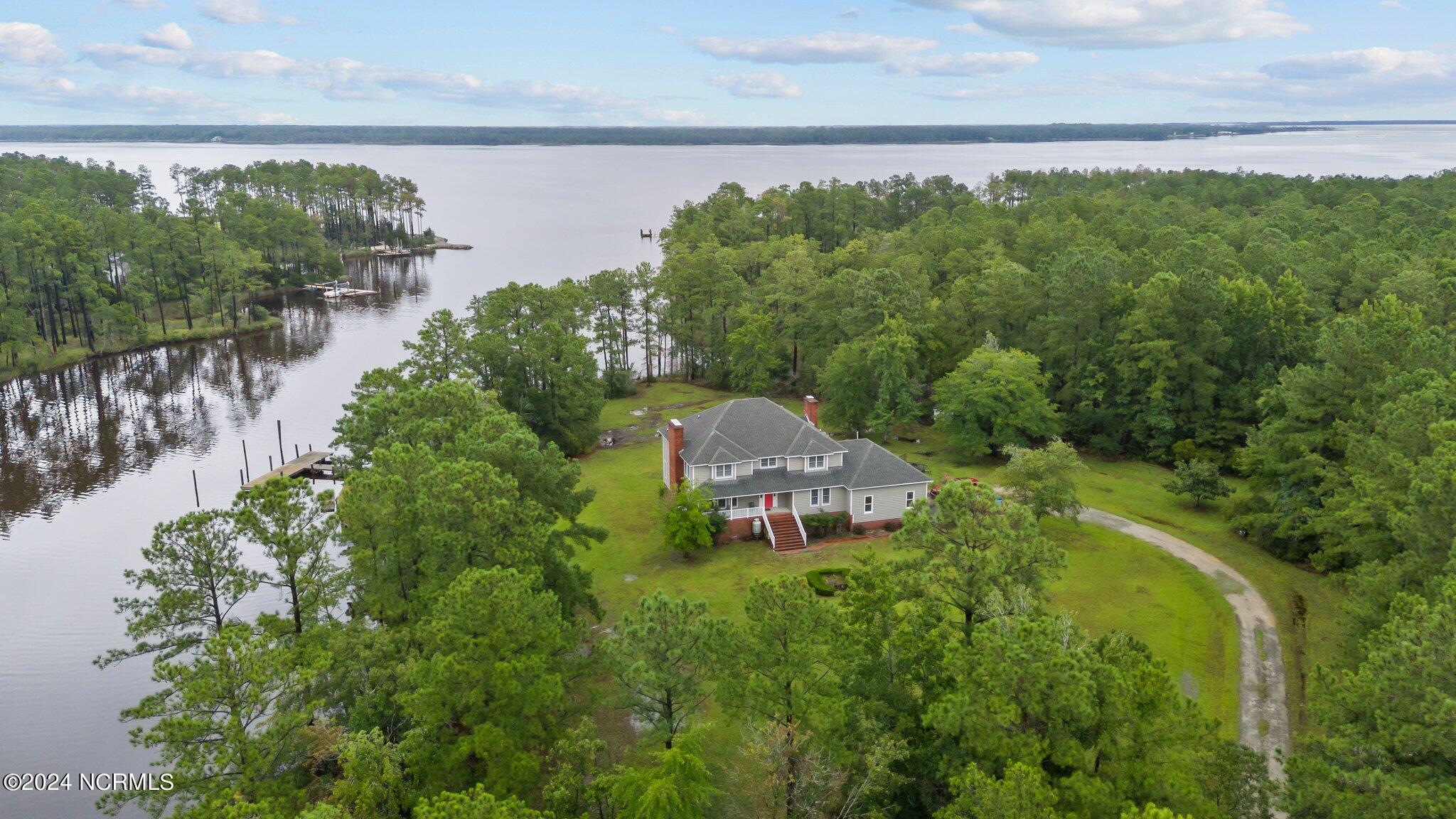 1039 Pasture Point Road,Merritt