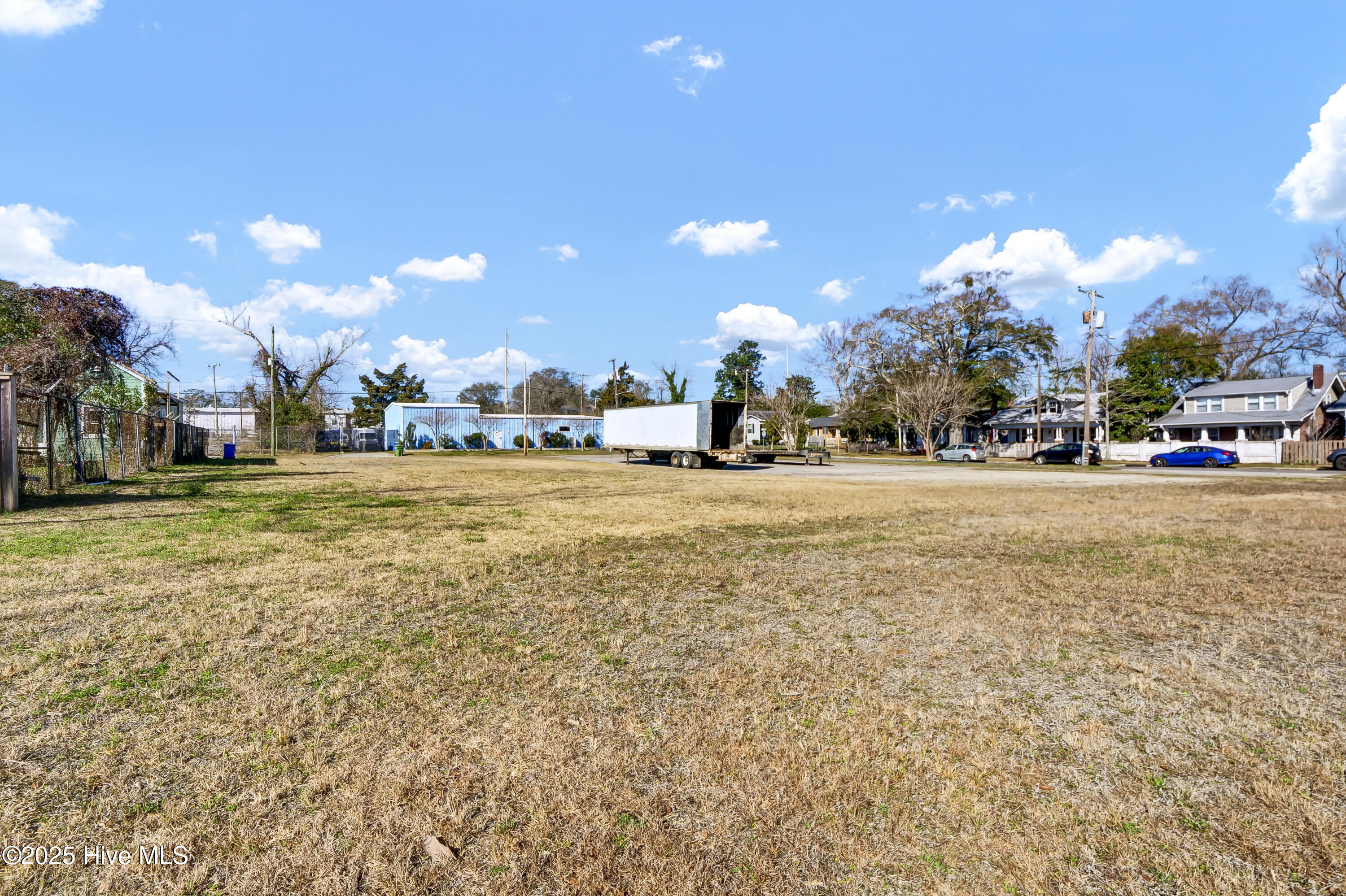 100490623 | Photo 39