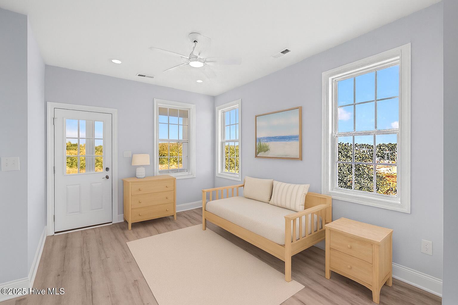 100535479 | Photo 16