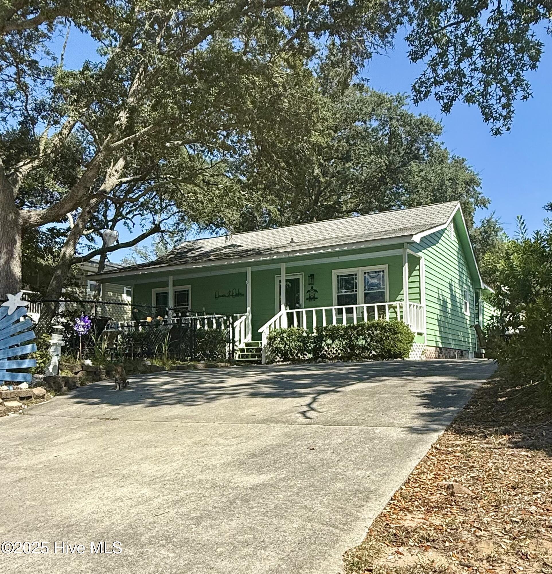 100532299 | Photo 55