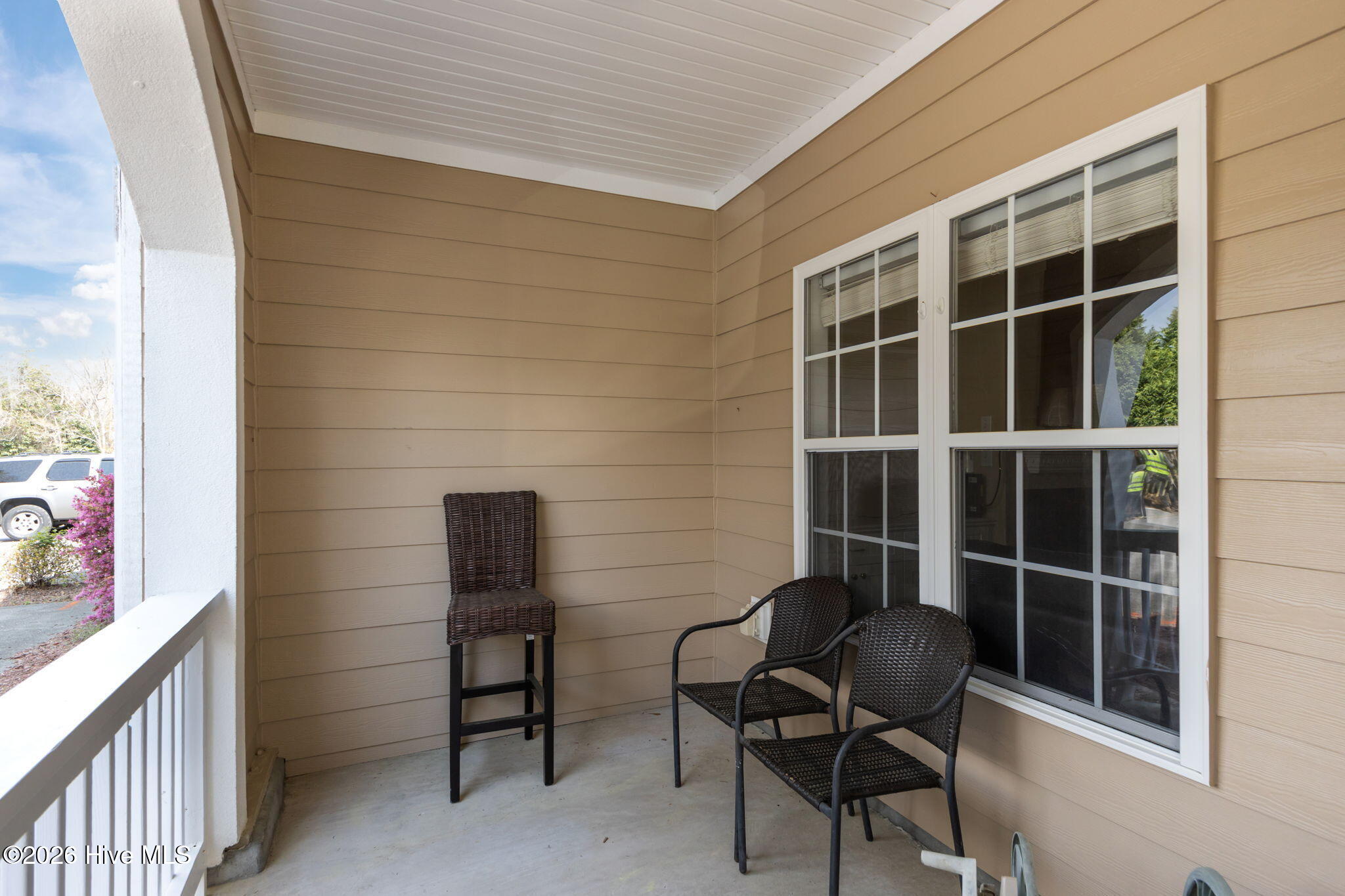 100563146 | Photo 36