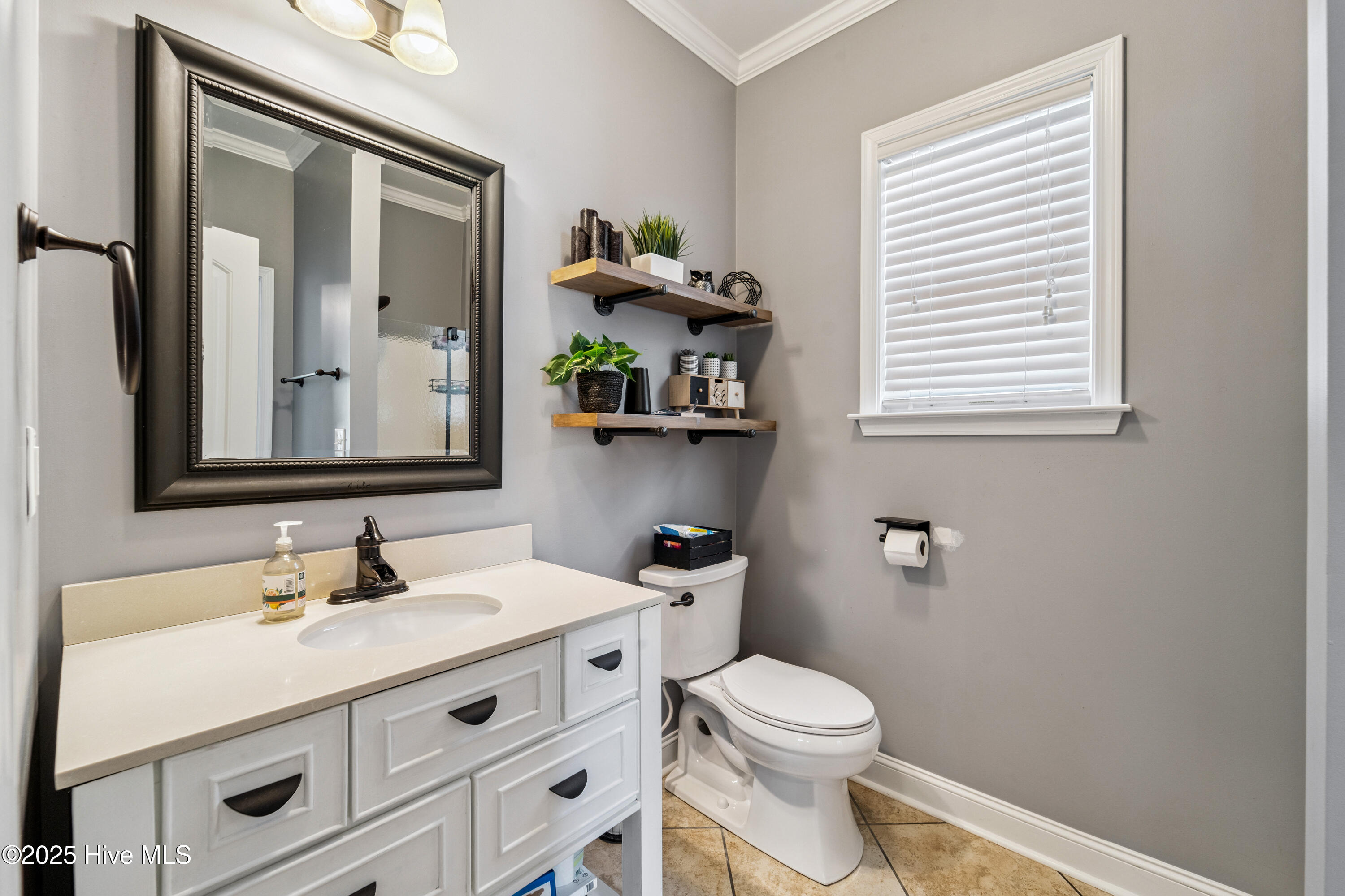 100516932 | Photo 41