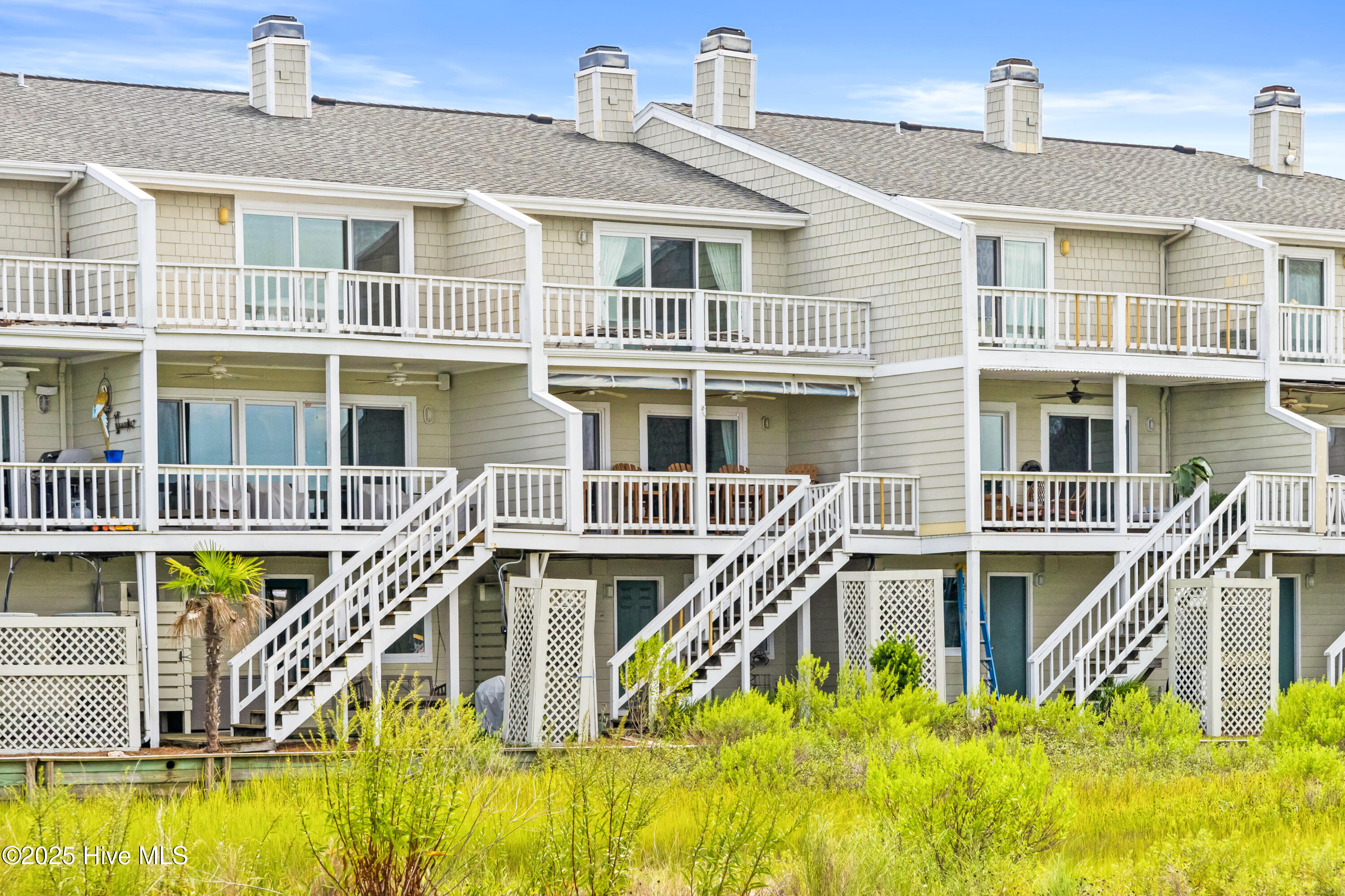 100523533 | Photo 28