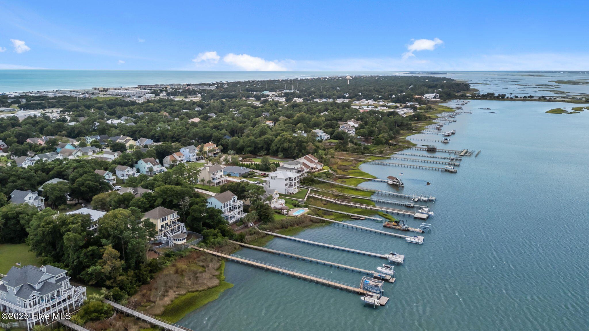 100526742 | Photo 62