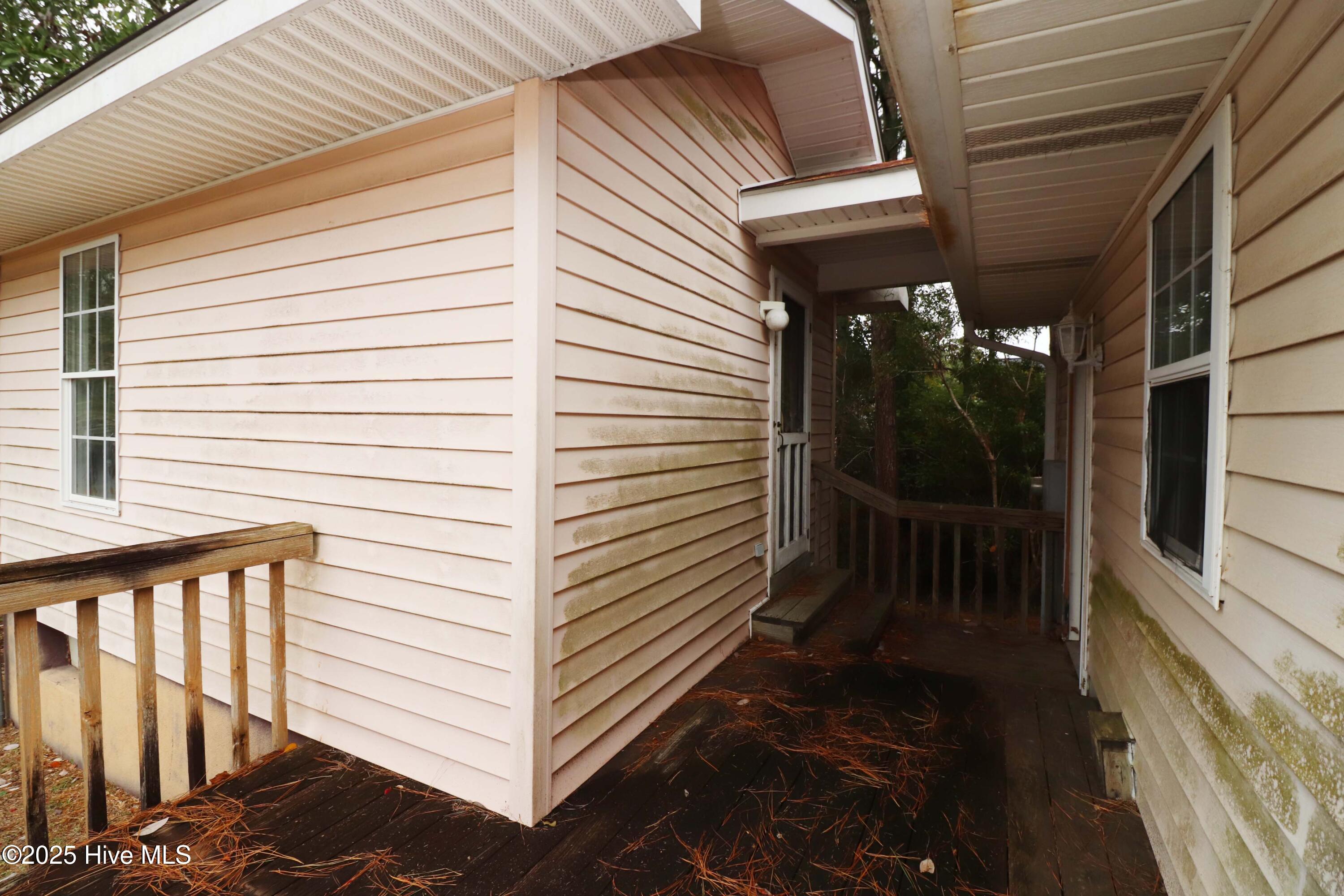 Homes for sale in Newport, NC | 118 Turtle Ct, Newport, NC 28570 | MLS# 100538618