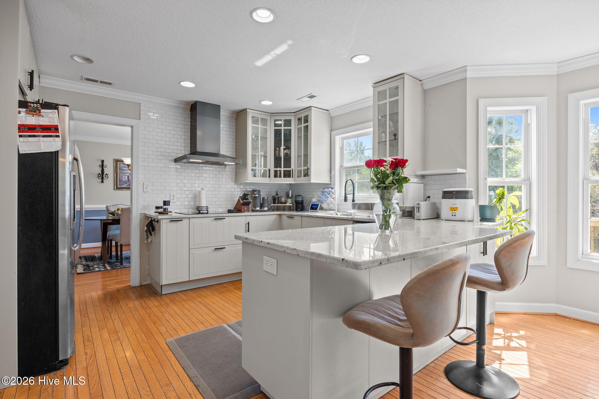 100564262 | Photo 26