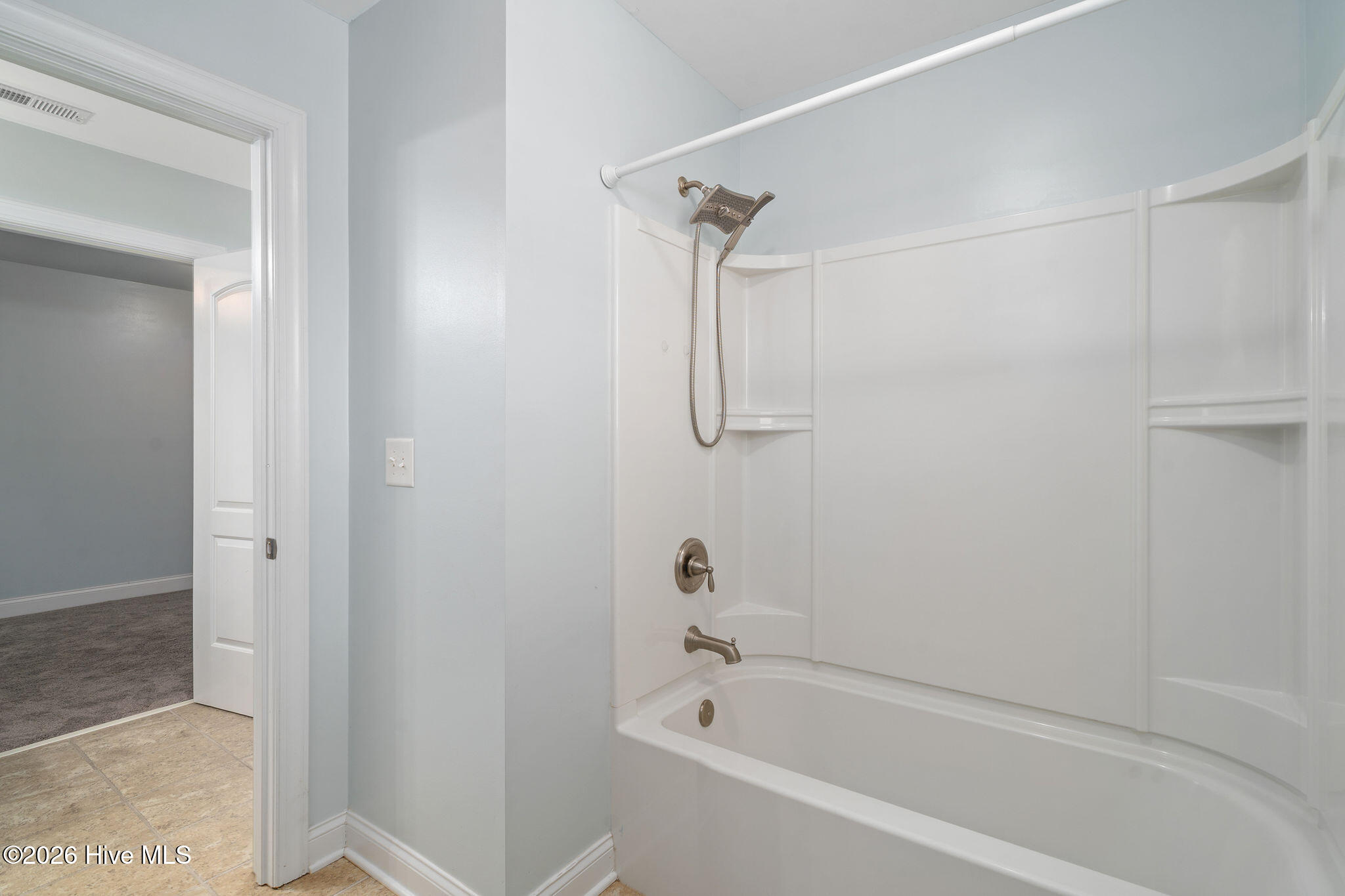 100547626 | Photo 27