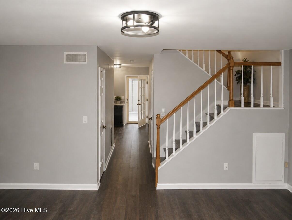 100534967 | Photo 10