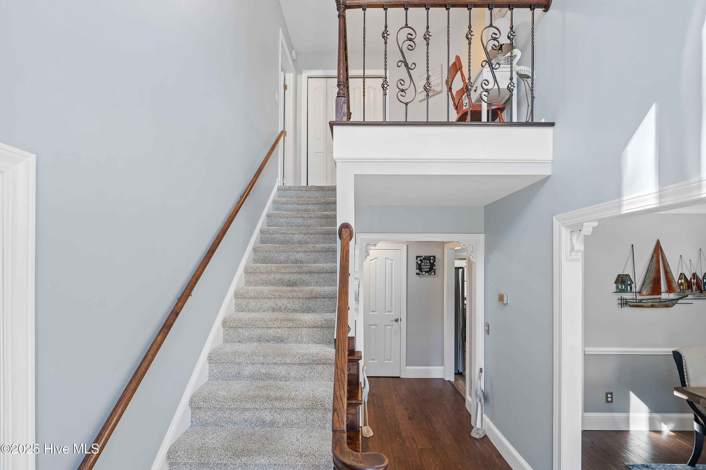 100542909 | Photo 13