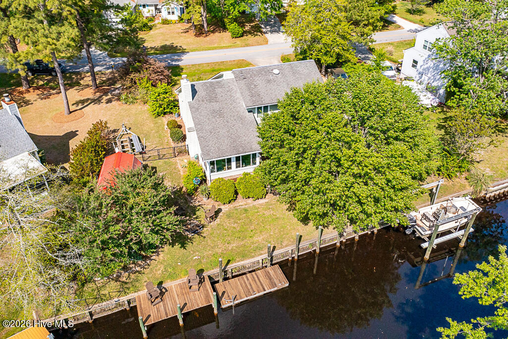 312 Channel Run Drive, New Bern, NC, 28562