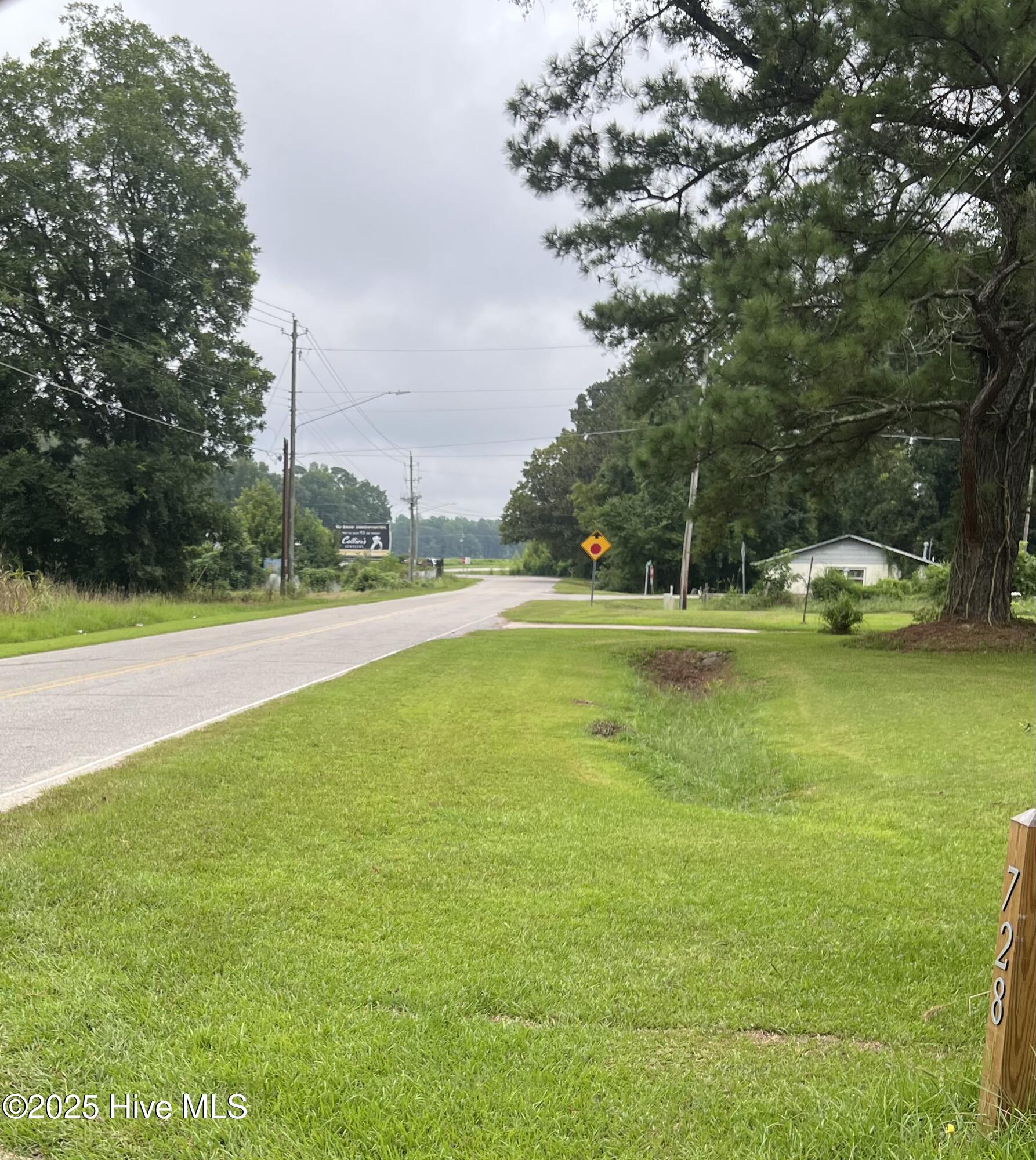 100526782 | Photo 25