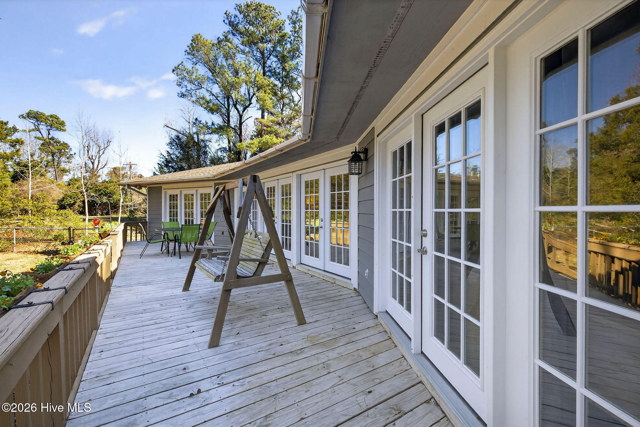 100552552 | Photo 33