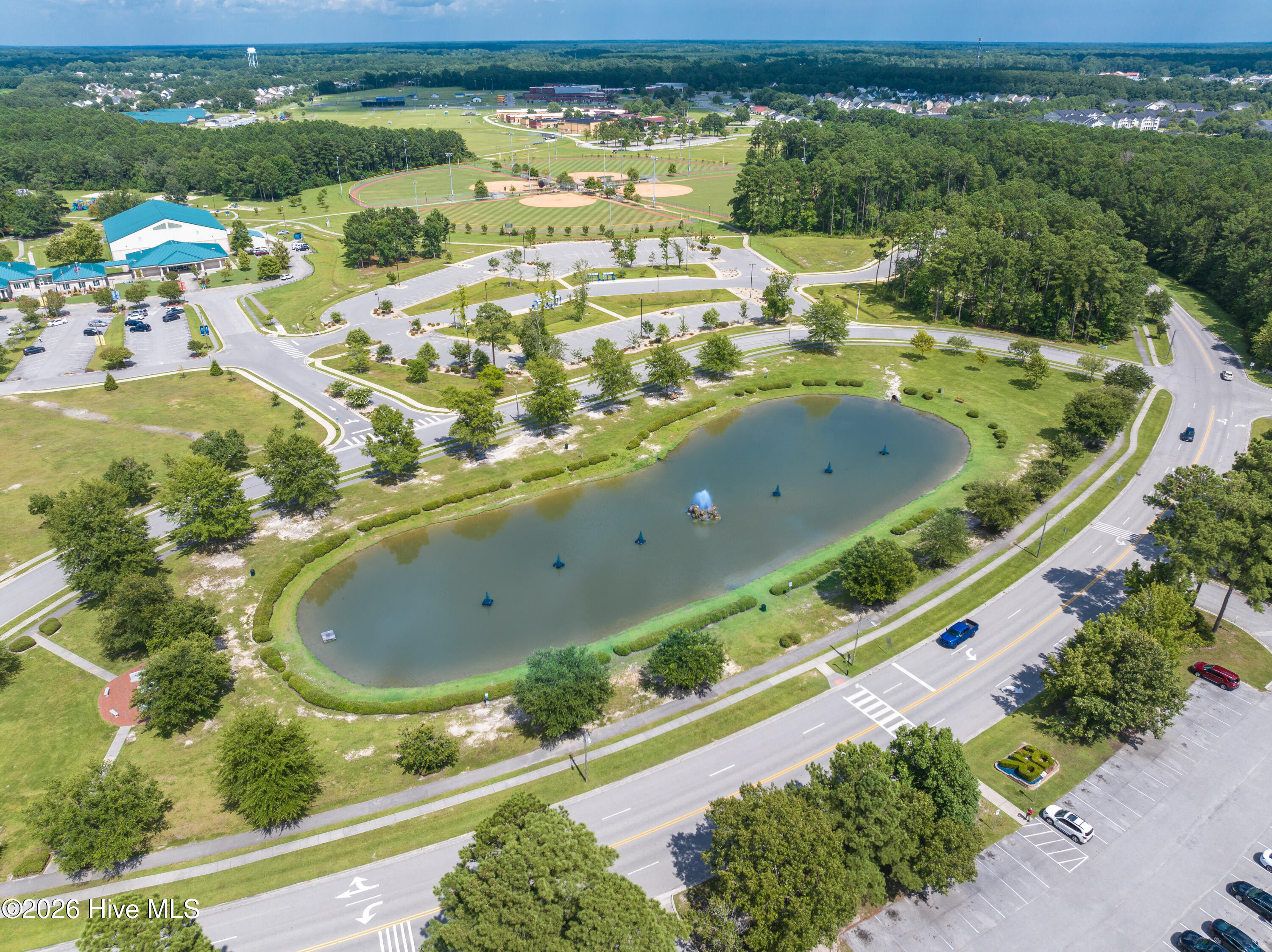 100560266 | Photo 36