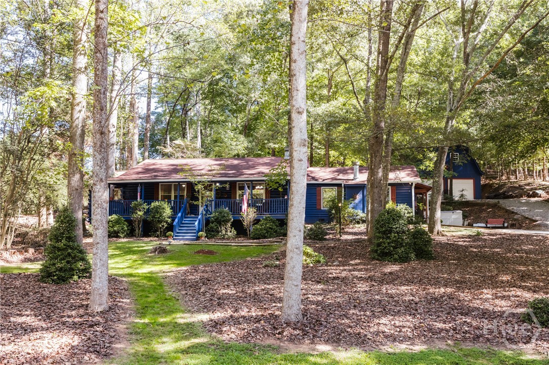 3383 Wolf Drive