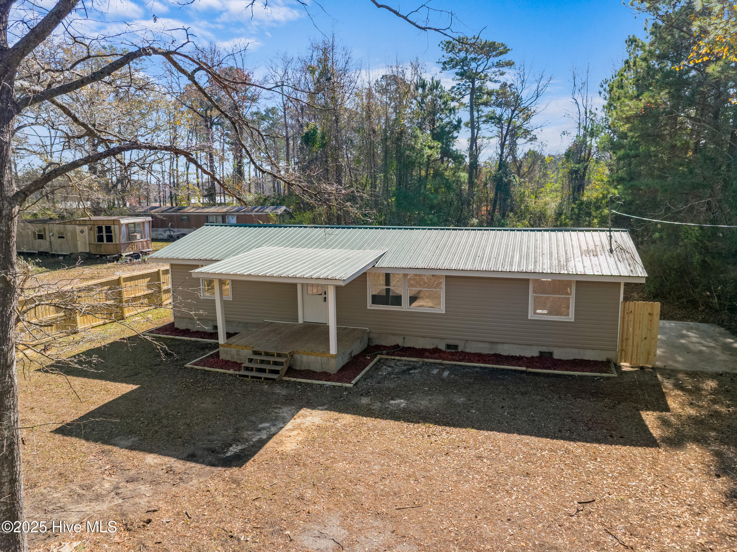 100545373 | Photo 40