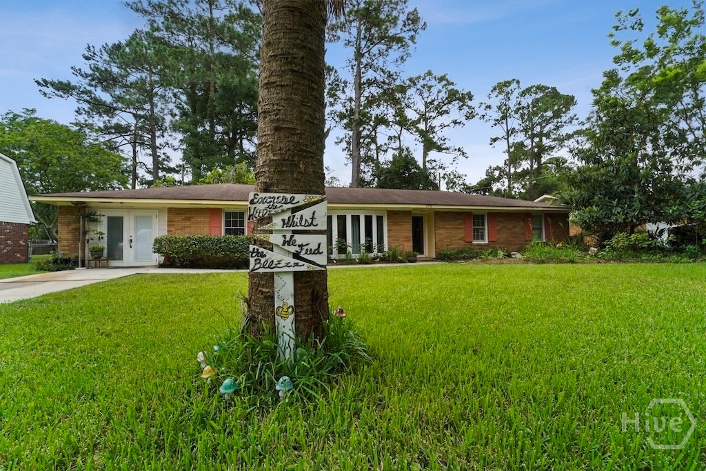 Photo 3 of Single family home for sale at 375 Eastridge Dr, Savannah, GA 31406 | MLS# SA359435 | Listing updated on 2026-10-08