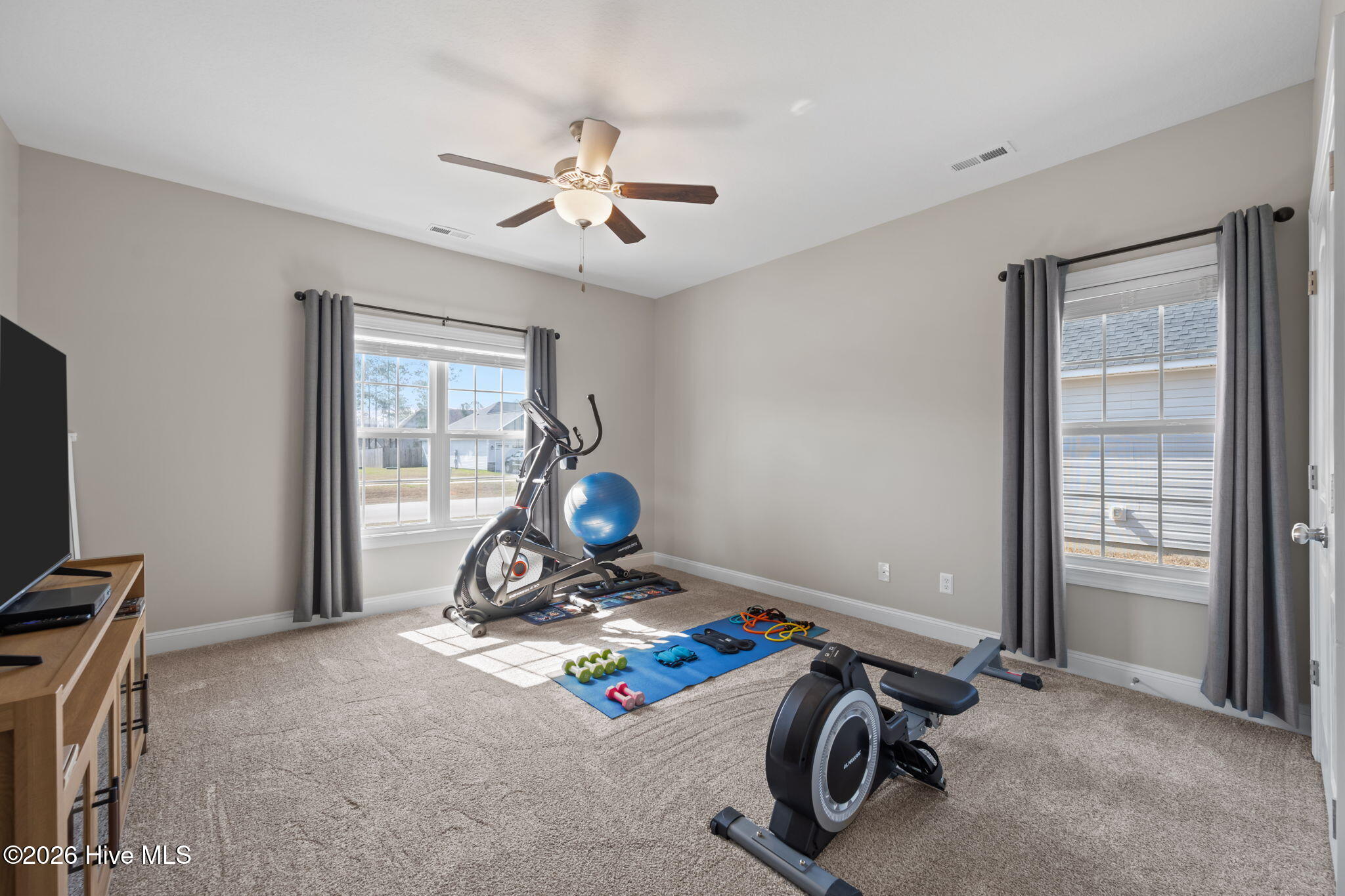 100559692 | Photo 19