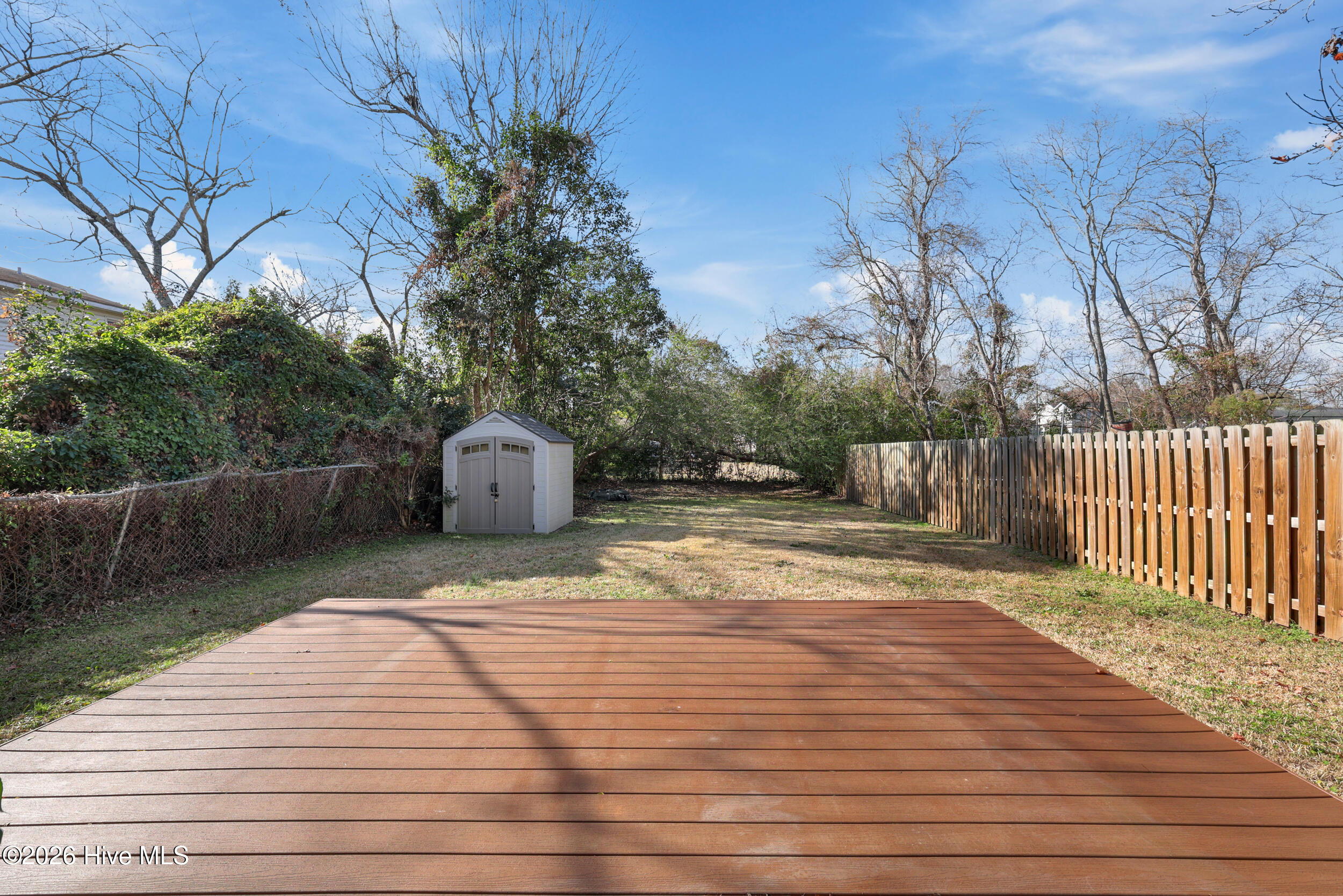 100547874 | Photo 26