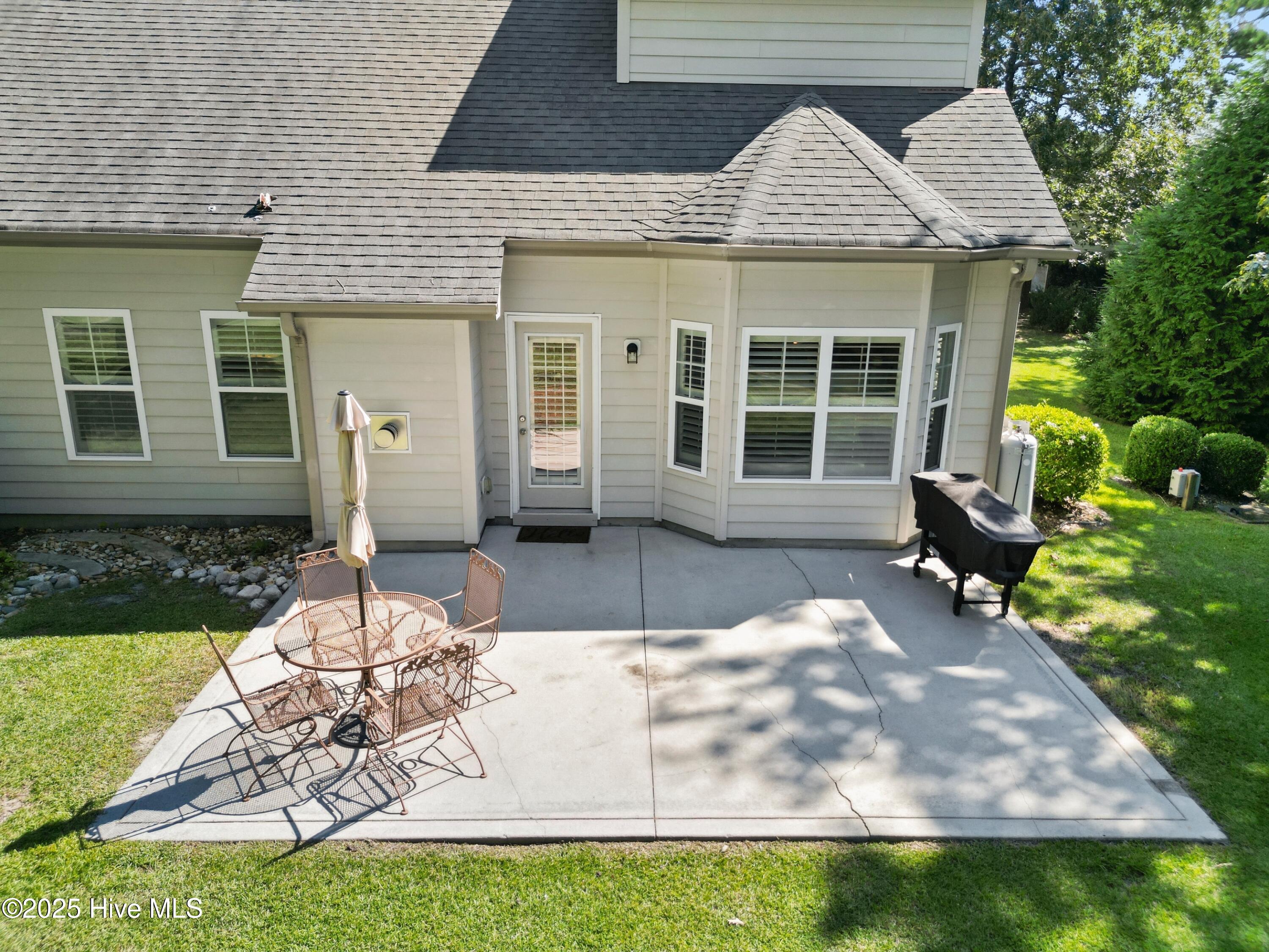 100529495 | Photo 48