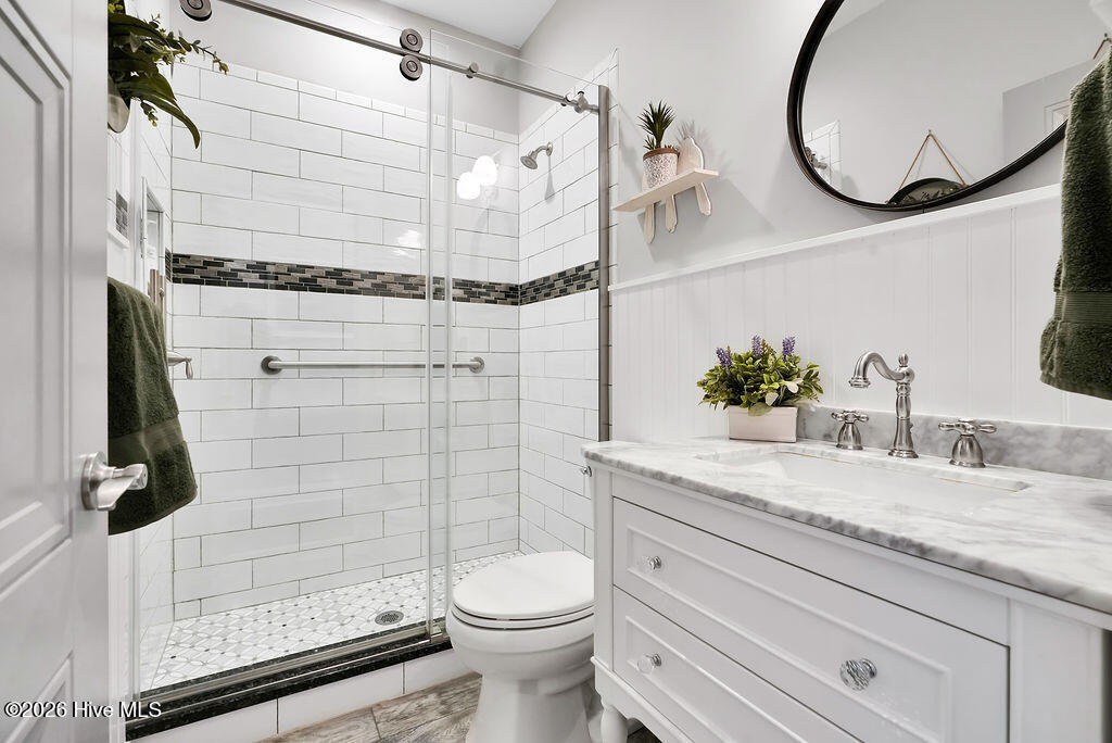 100562480 | Photo 29