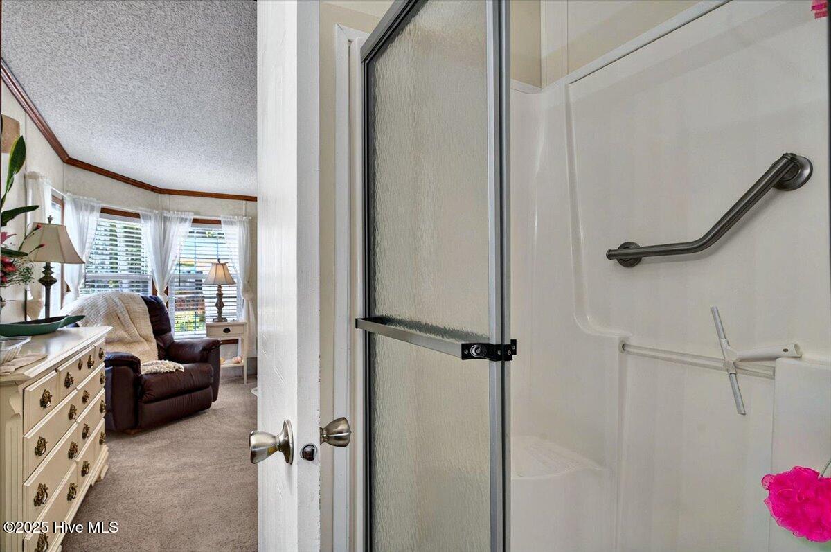 100555131 | Photo 24