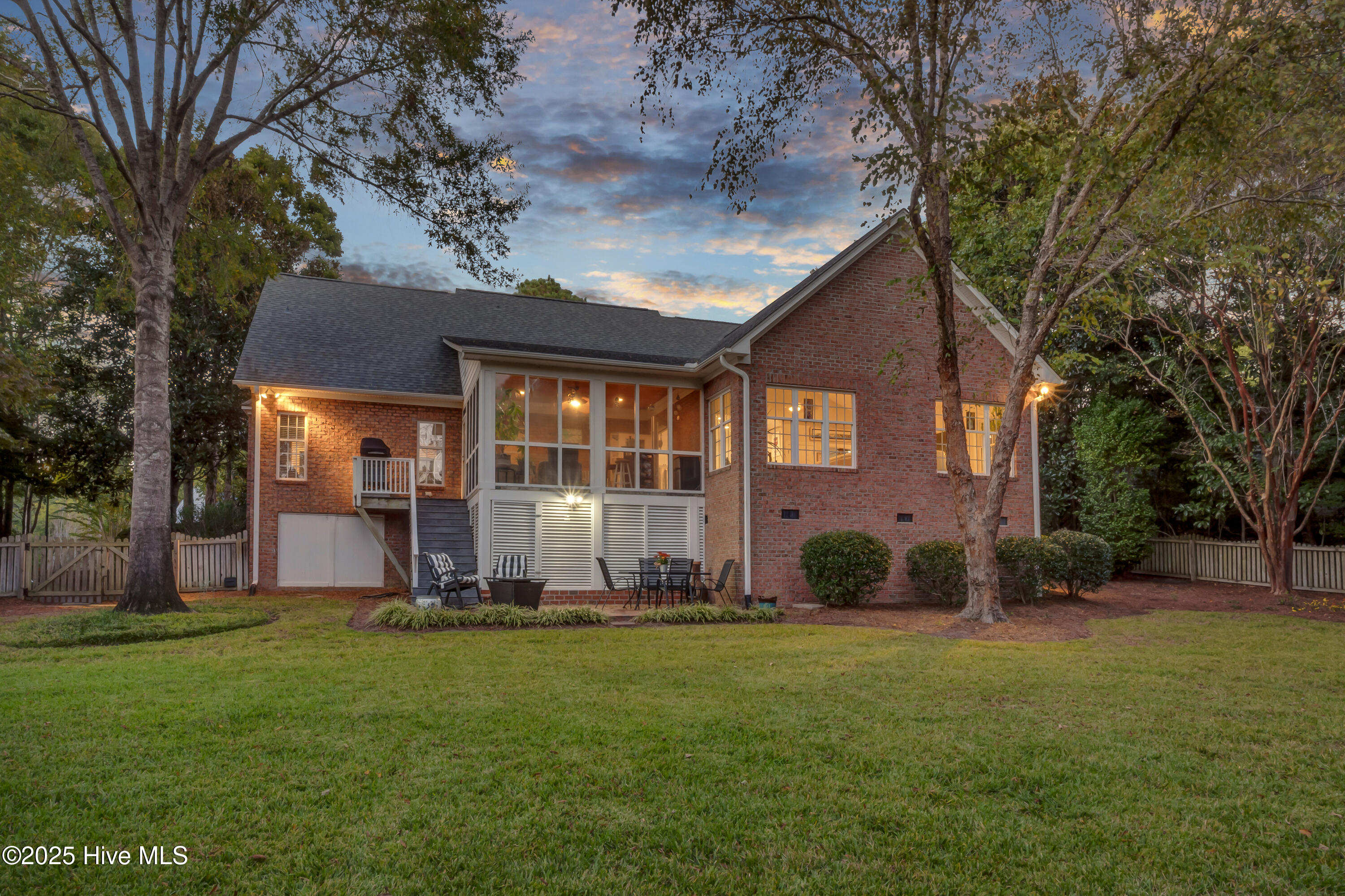 100539062 | Photo 59