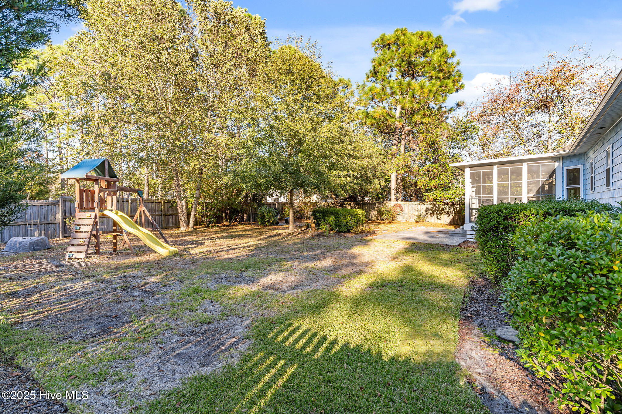 100539948 | Photo 40