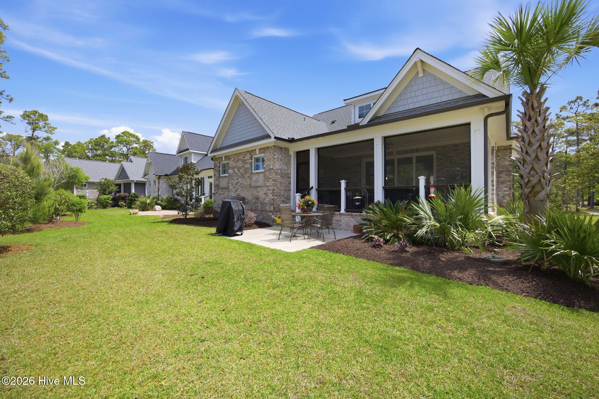 100569856 | Photo 39