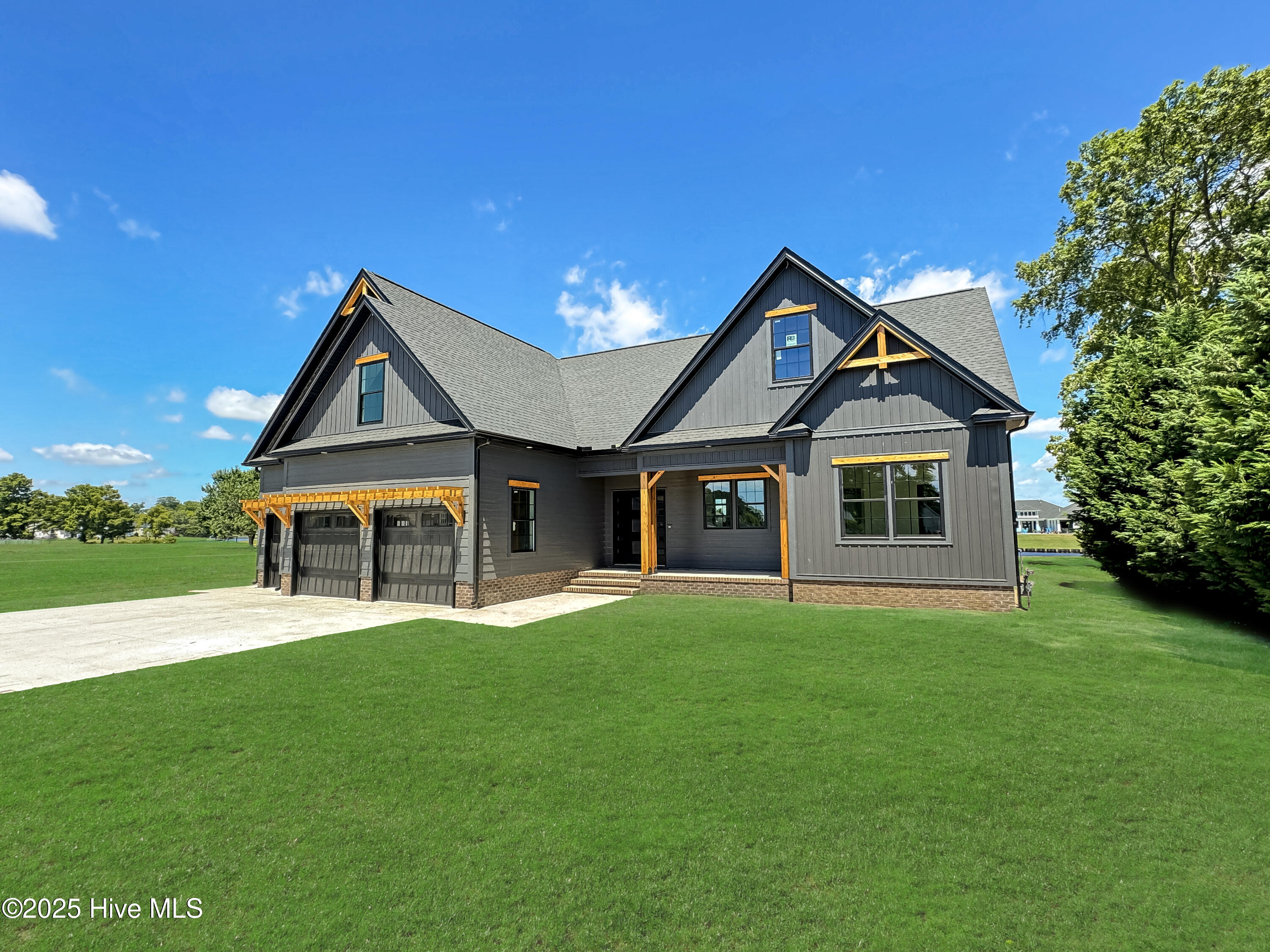 Homes for sale in Elizabeth City, NC | 2224 Yawl St, Elizabeth City, NC 27909 | MLS# 100539869