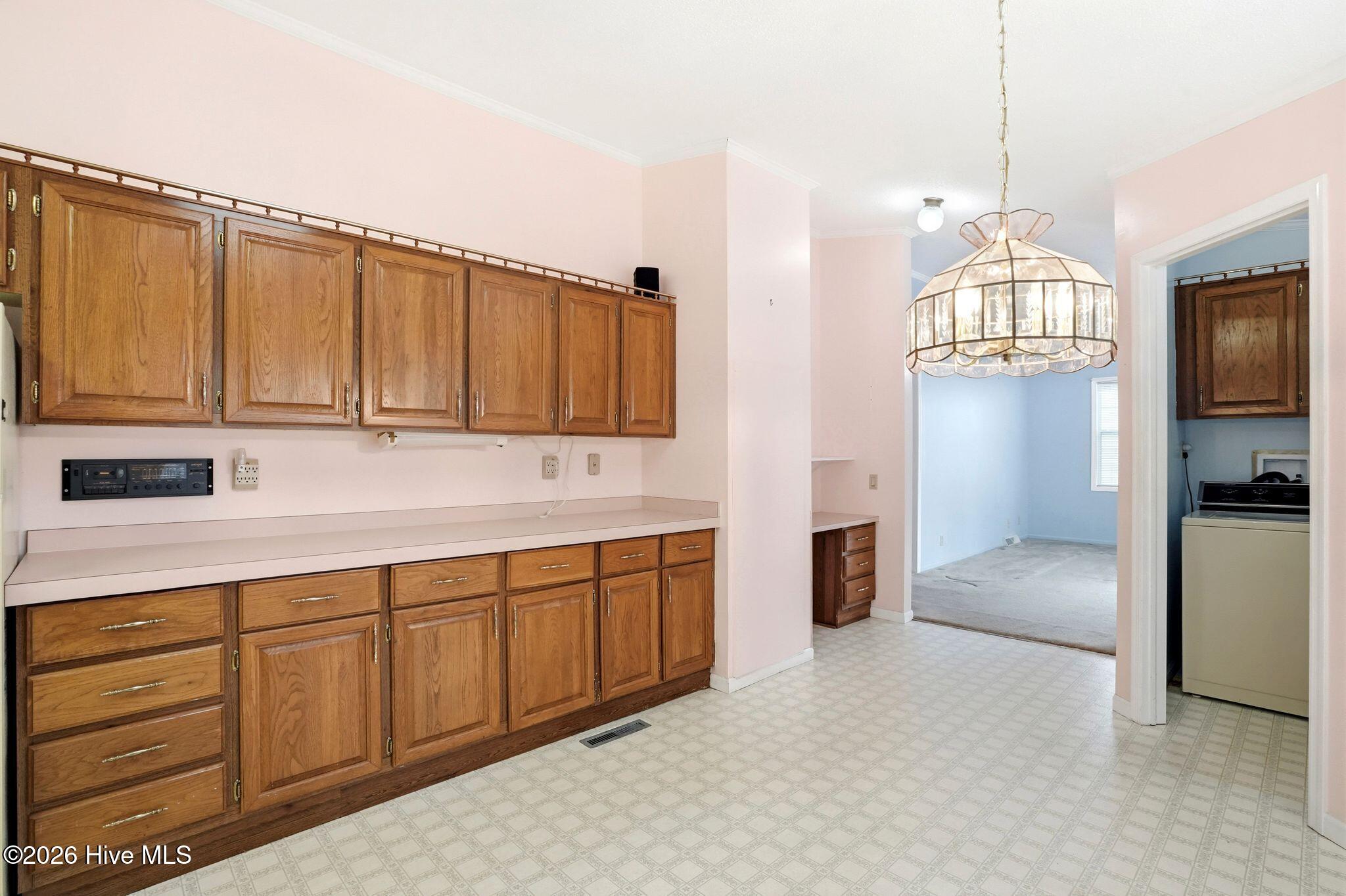 100561756 | Photo 29