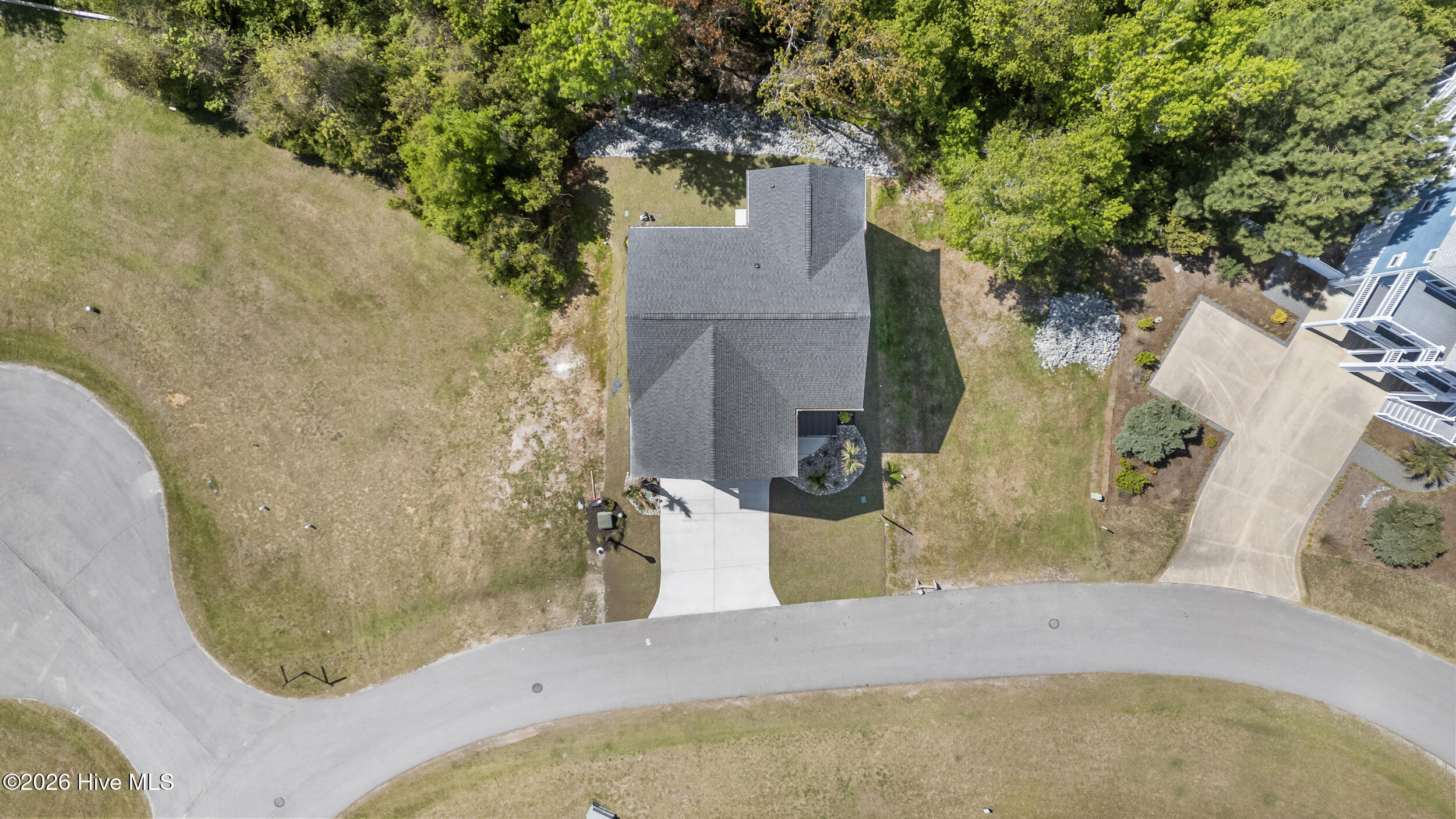 100567625 | Photo 53