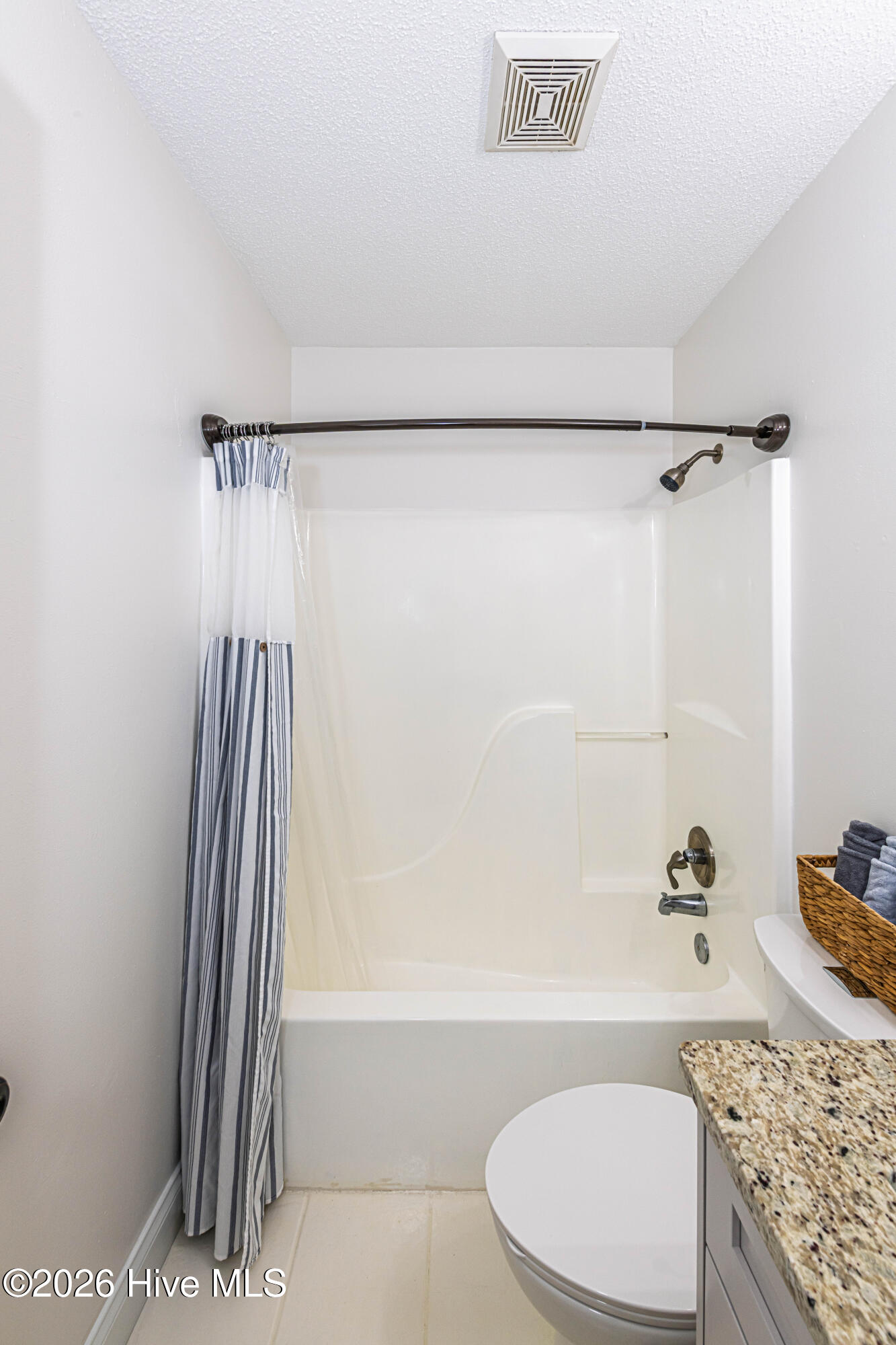 100564633 | Photo 56