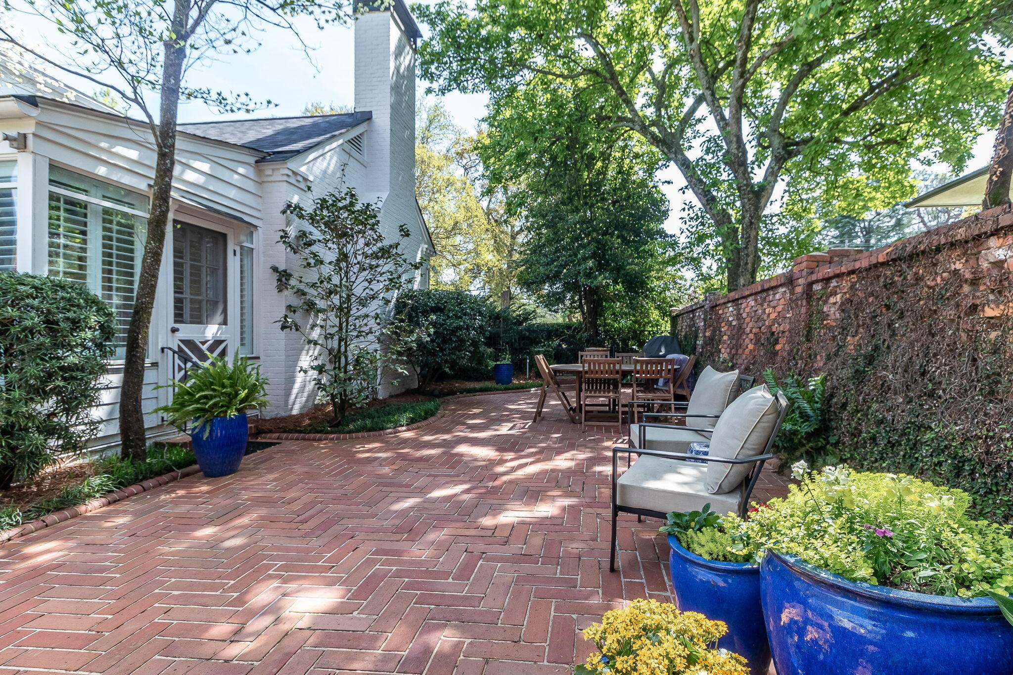 62-web-or-mls-2421 WALTON WAY ©--40