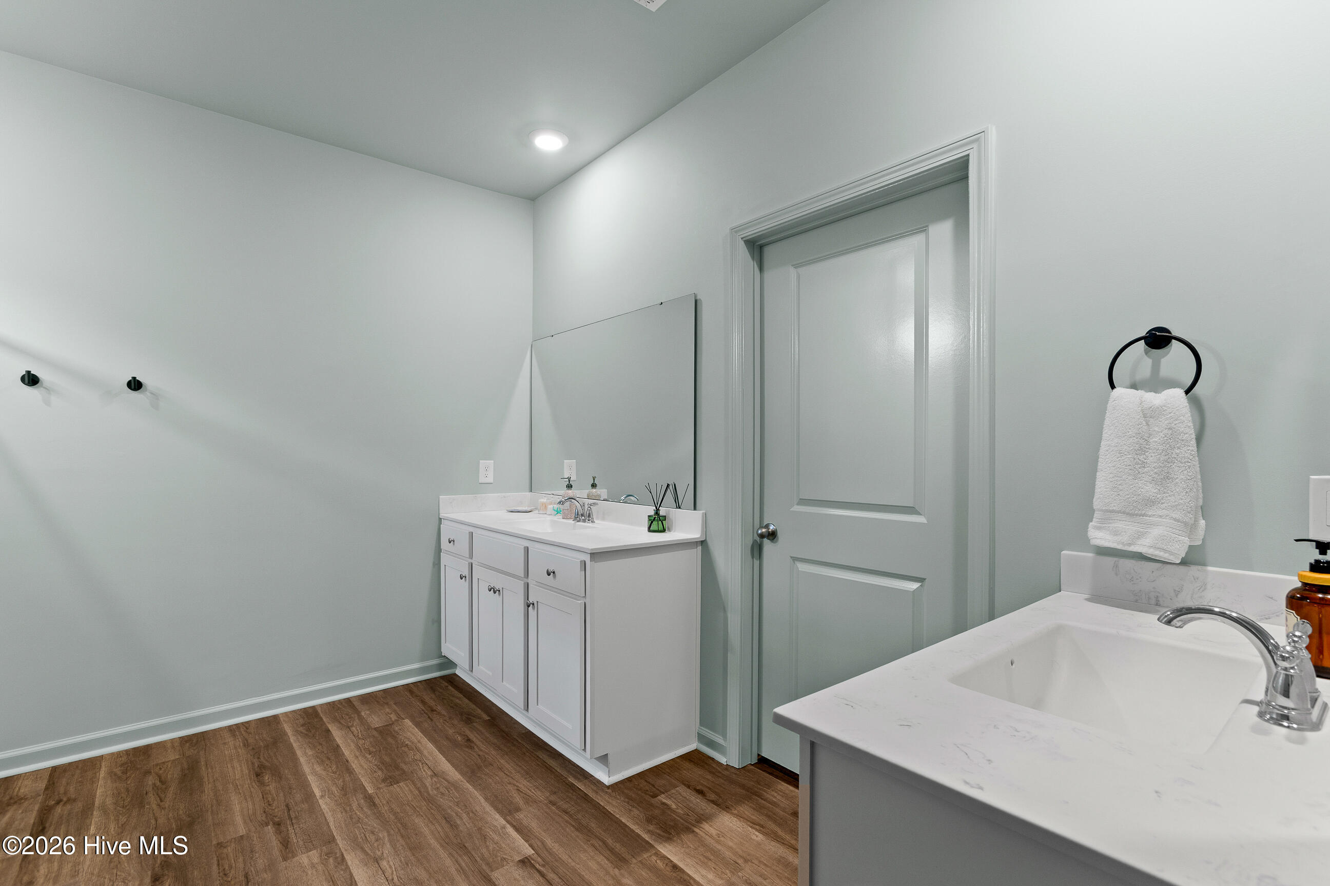 100552254 | Photo 18