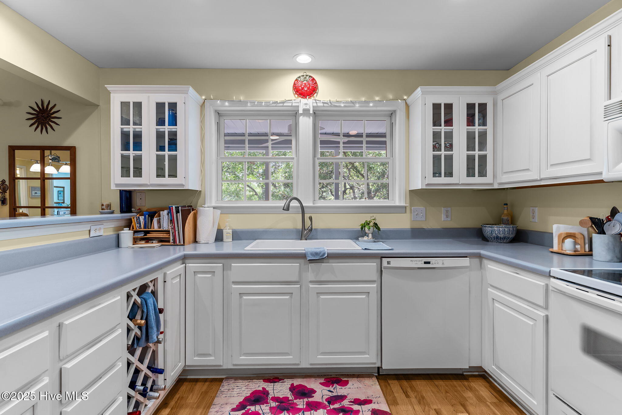 100521042 | Photo 15