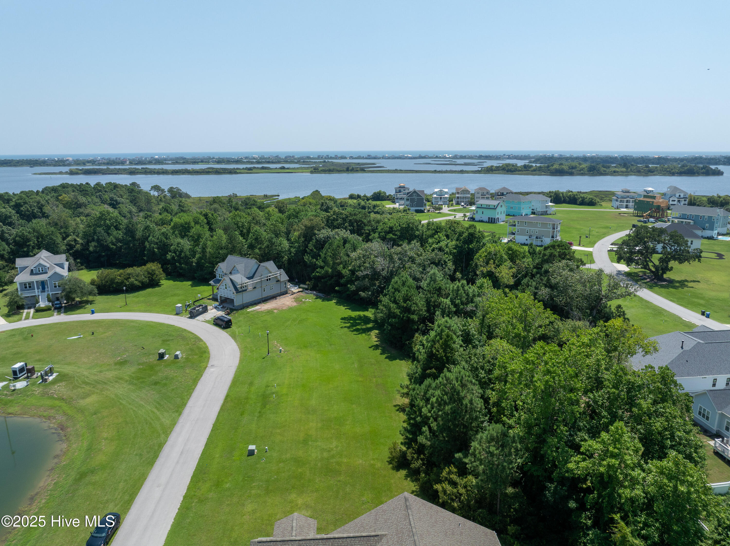 100438339 | Photo 19