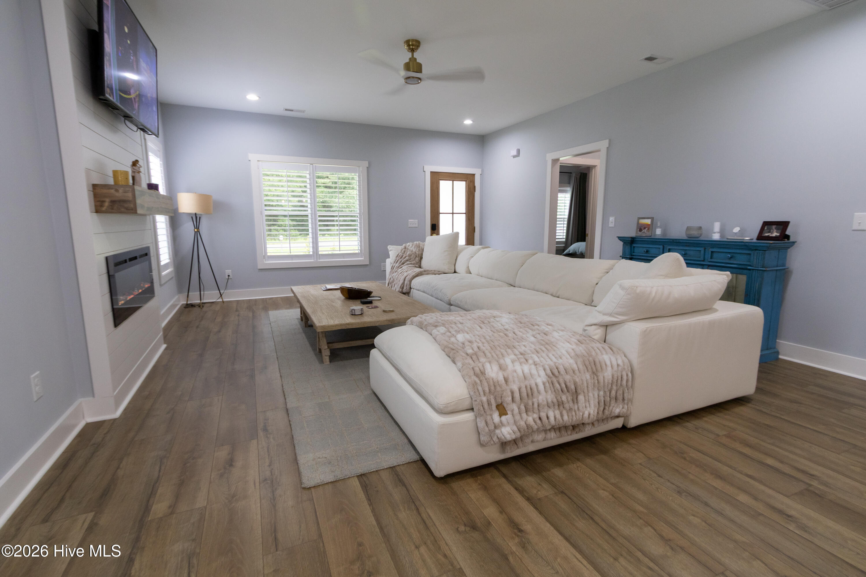 1679 N Nc 111, Pink Hill, NC 28572 – photo 8: Living Room