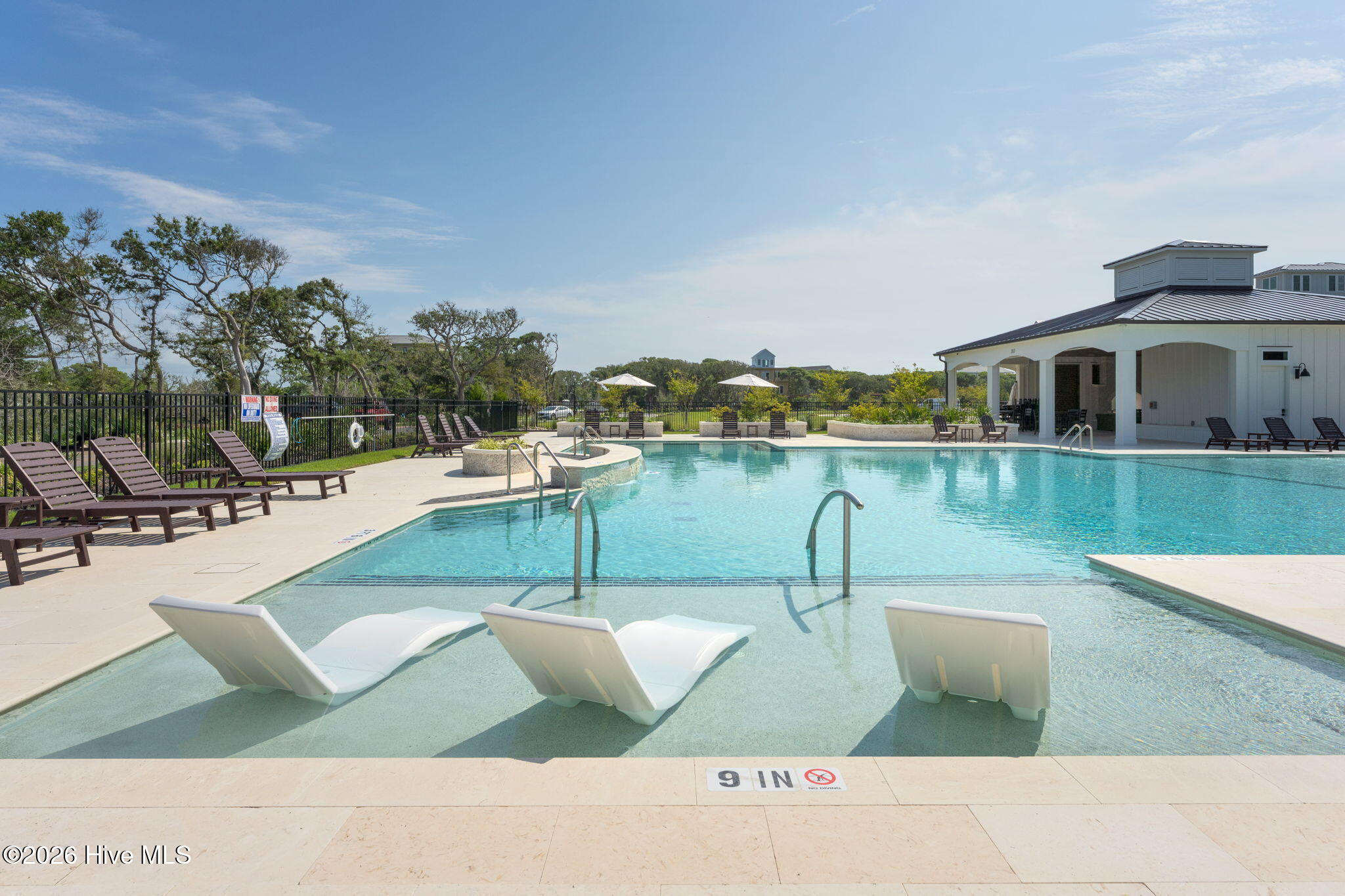 70 Peregrine Court, Surf City, NC, 28445