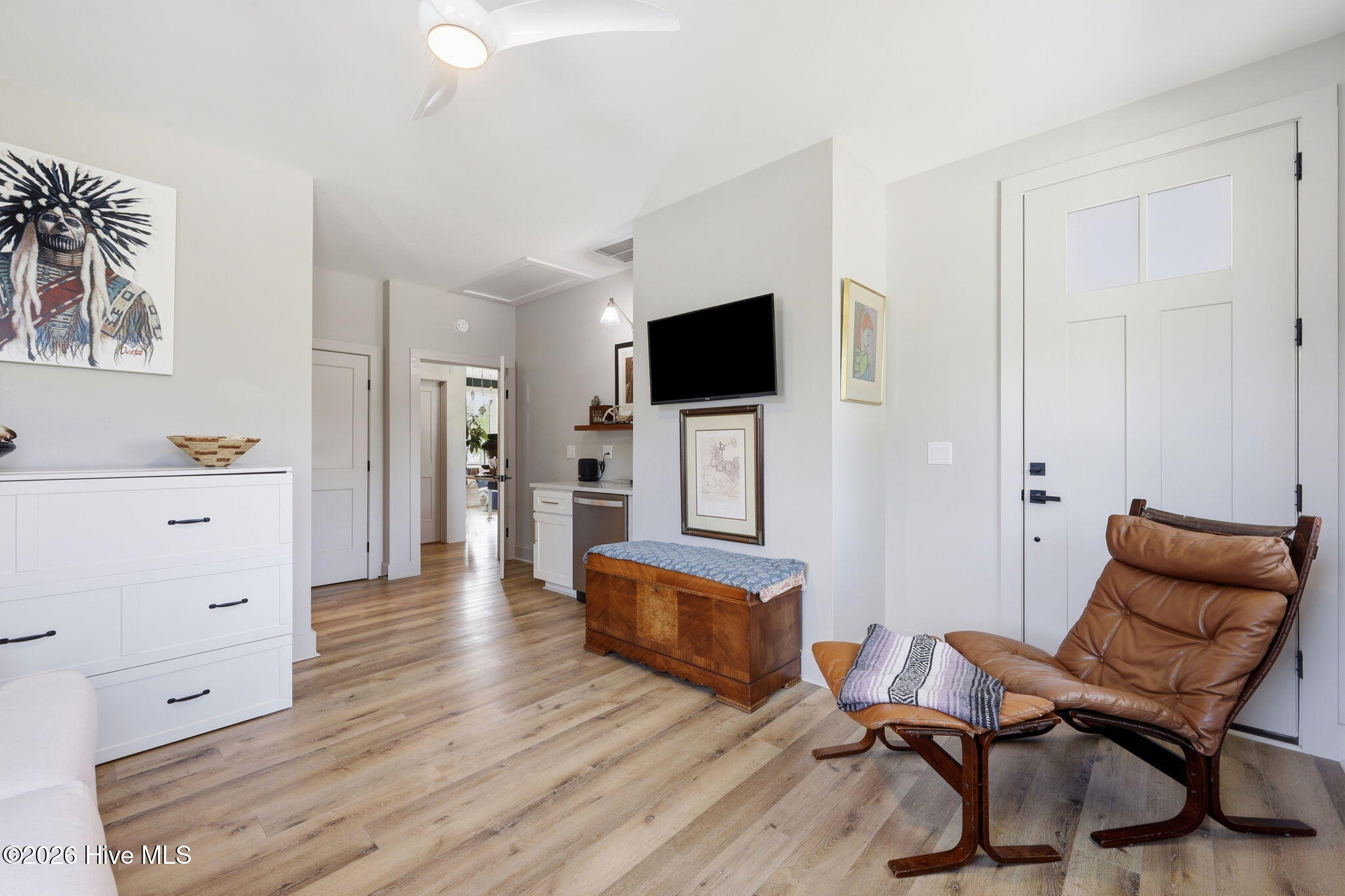 1106 Link Lane,Oriental