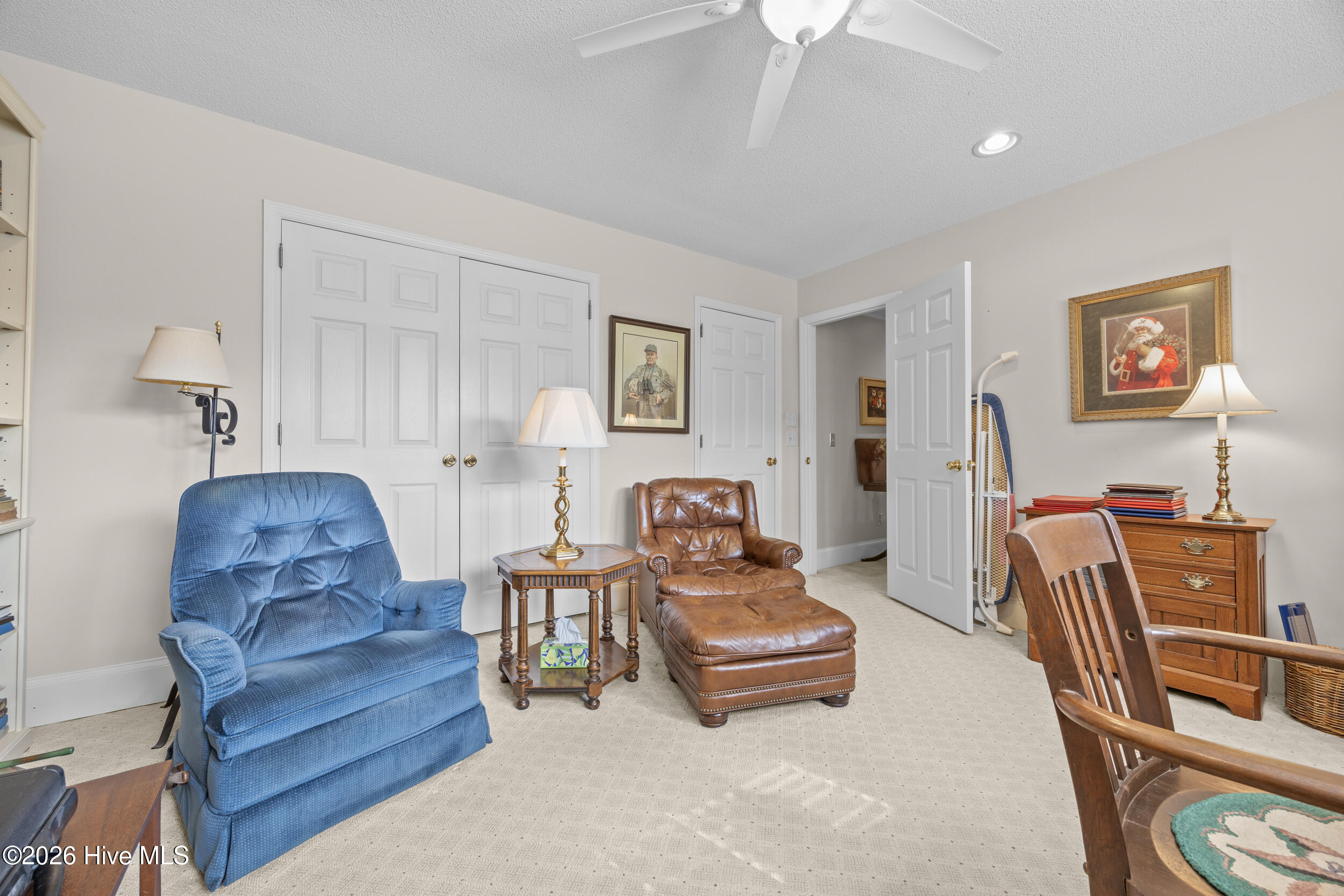 100564035 | Photo 47