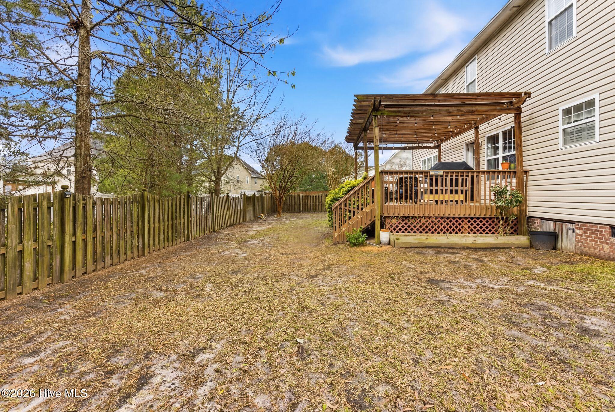 100561216 | Photo 36