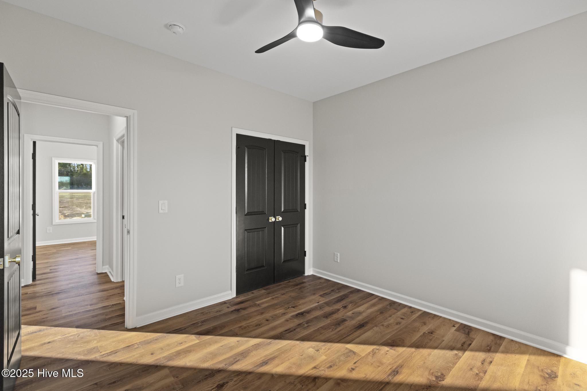 100551416 | Photo 30