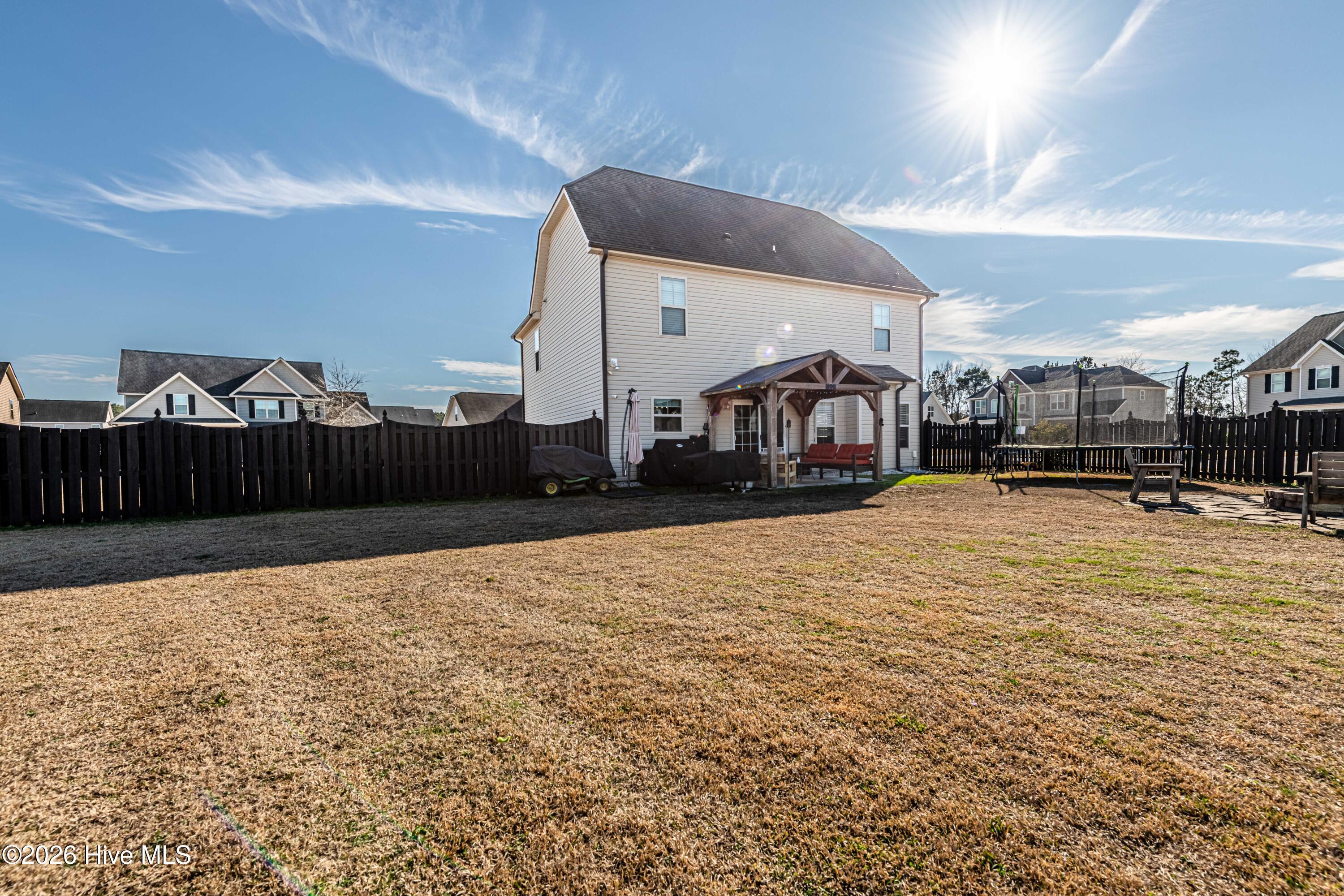 100555095 | Photo 61