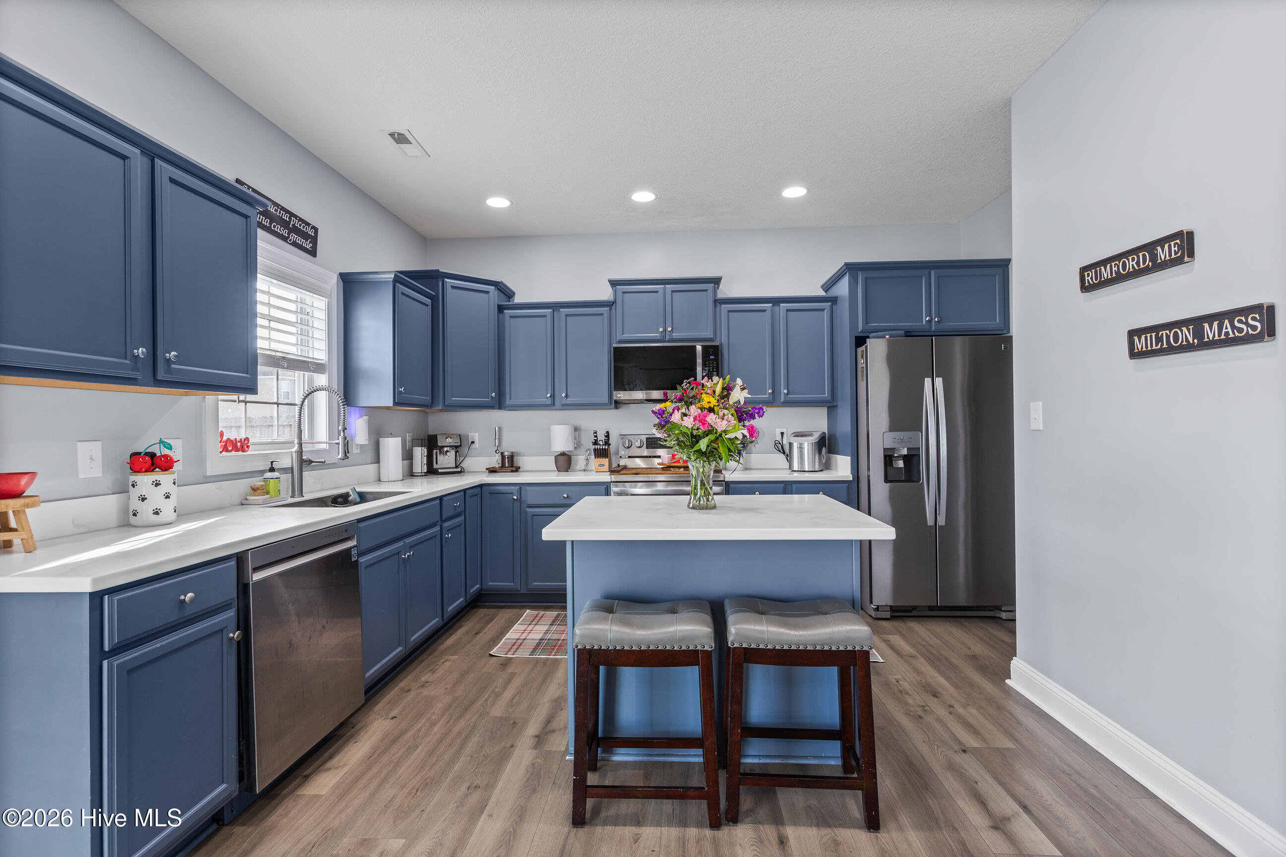 100556437 | Photo 12