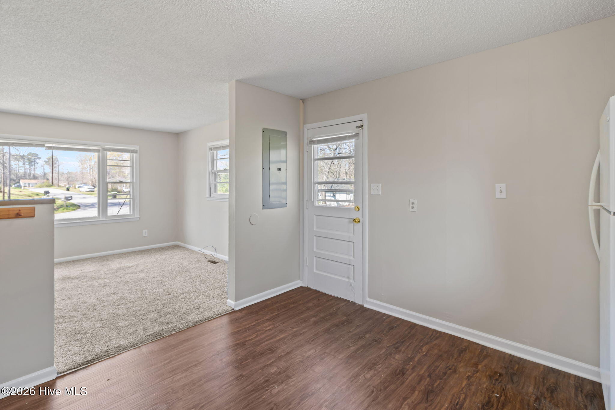 100561525 | Photo 10